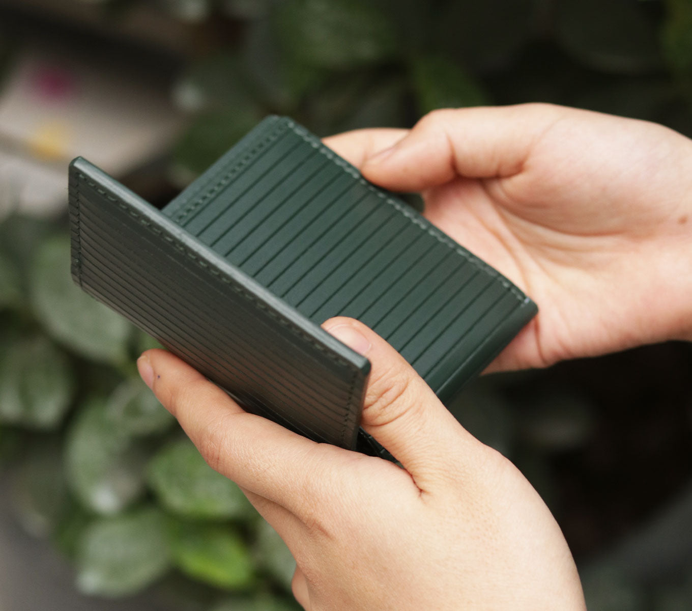 QUINN FOLD WALLET - Slim RFID Blocking Leather Wallet for Men - Perfect for Travel, Business & Everyday Use