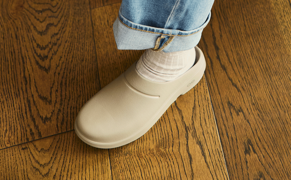 OOcloog Women's Comfortable Clog Shoes - Slip-Resistant & Lightweight for Walking, Gardening & Casual Wear | Nomad Collection