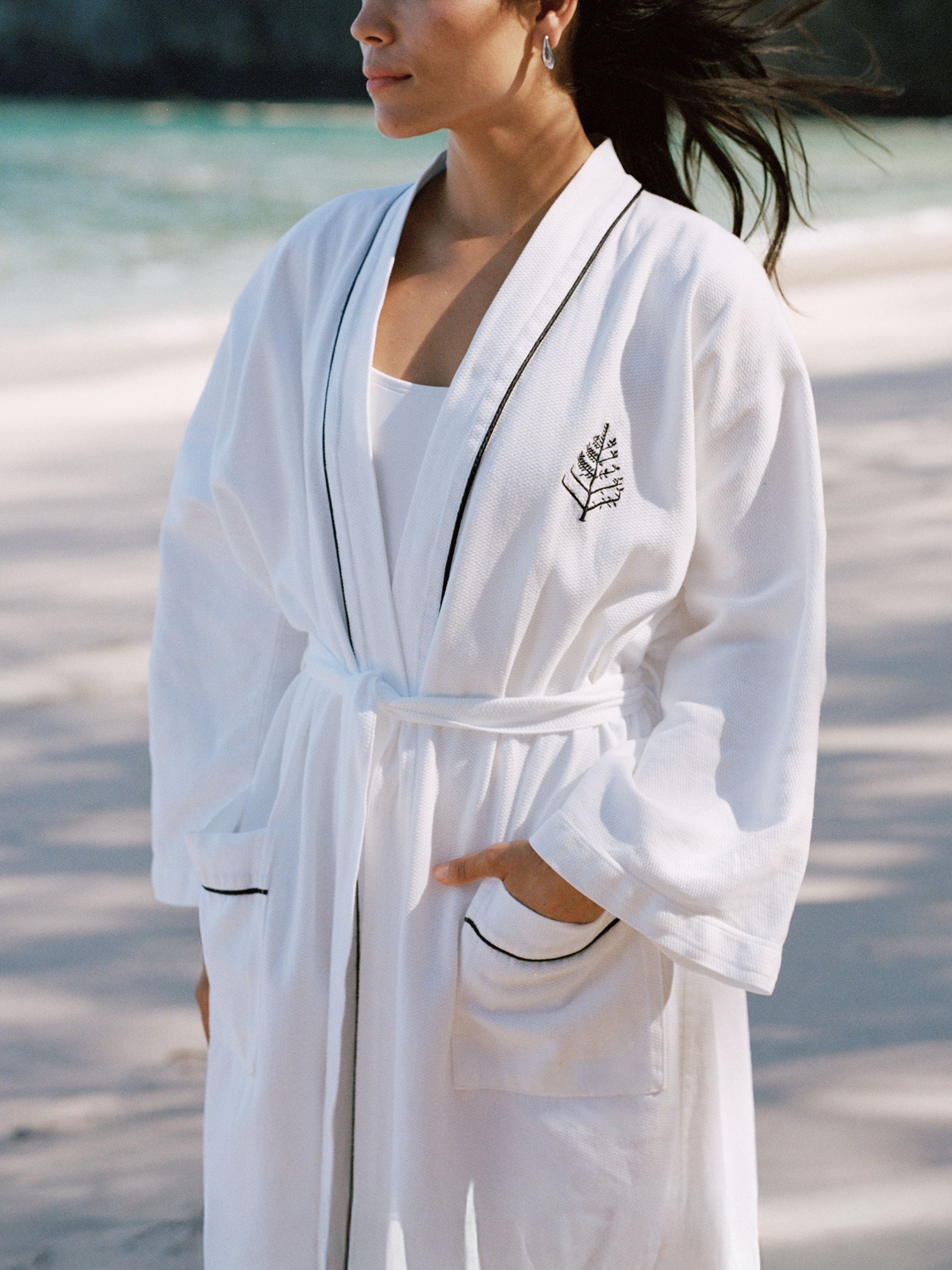 Luxury Resort Robe for Women & Men - Soft & Comfortable Spa Bathrobe - Perfect for Hotels, Vacations, and Relaxation at Home