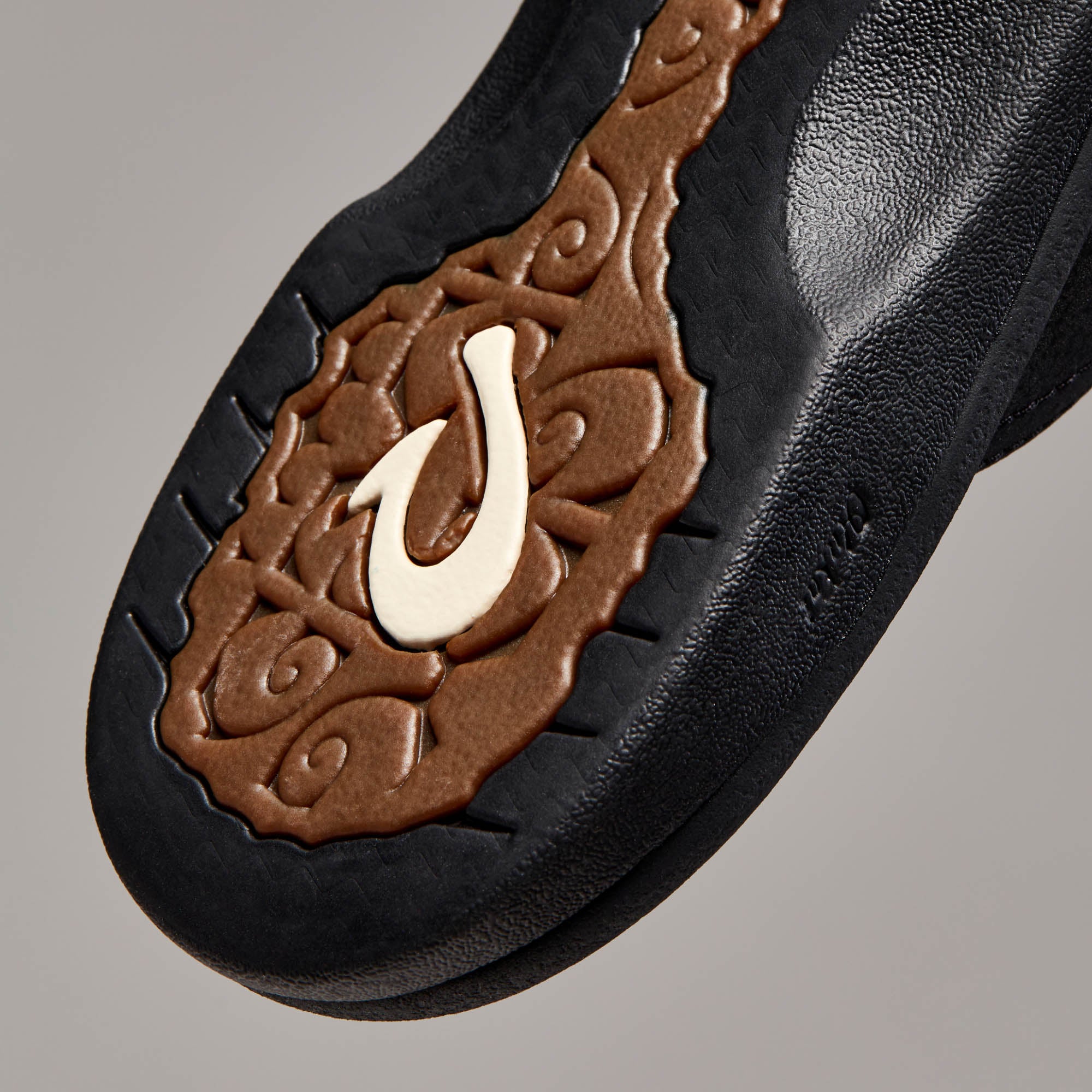 Ohana Black - Premium Hawaiian-Inspired Apparel for Men & Women | Perfect for Beach Vacations, Luaus, and Casual Wear