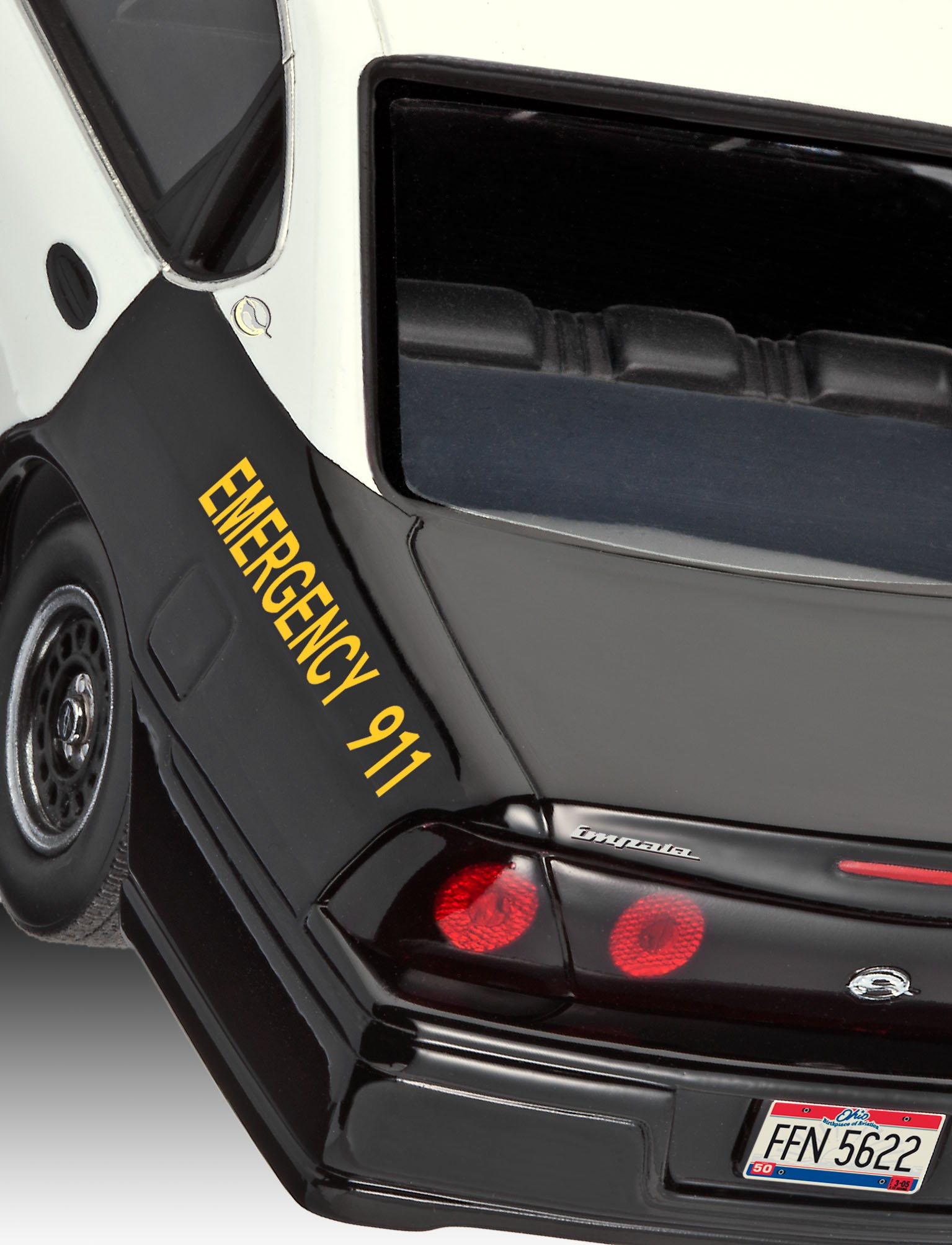 Revell 1:24 Scale Model '05 Chevy Impala Police Car - Perfect for Collectors, Hobbyists & Die-Cast Car Enthusiasts | Display, Gifts & DIY Projects