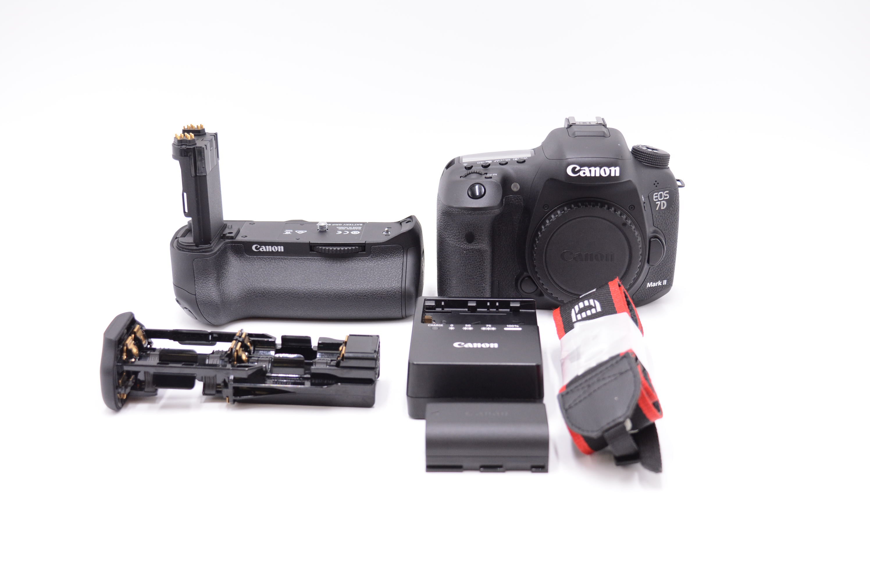 Canon EOS 7D Mark II DSLR Camera Body with BG-E16 Battery Grip (Used) - Professional Photography, Sports & Wildlife Shooting, Vlogging Gear