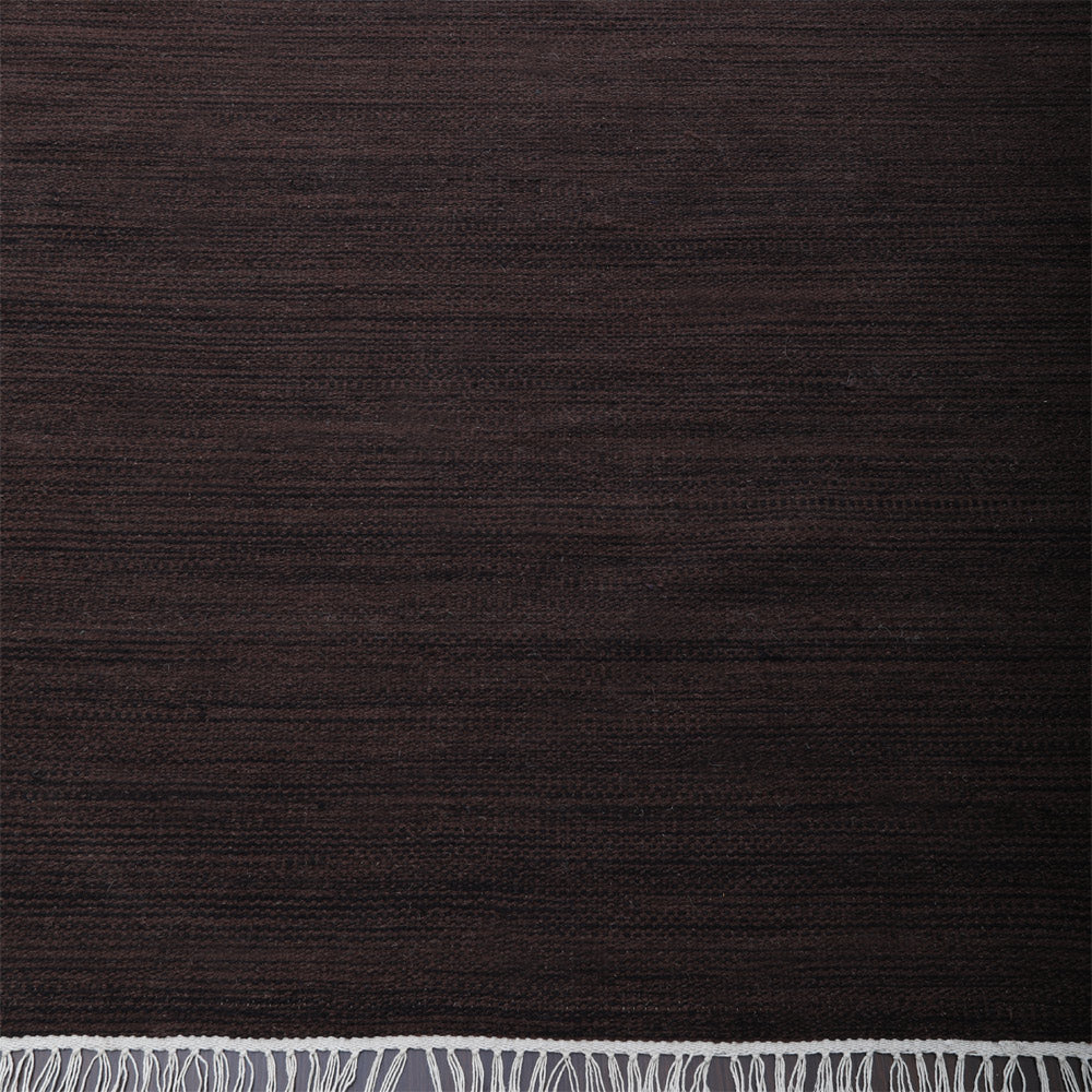Soft and Cozy Hand Woven Fuzzy Rug - Non-Slip Living Room Carpet for Bedroom, Nursery, and Home Decor - Perfect for Adding Warmth and Style to Any Space