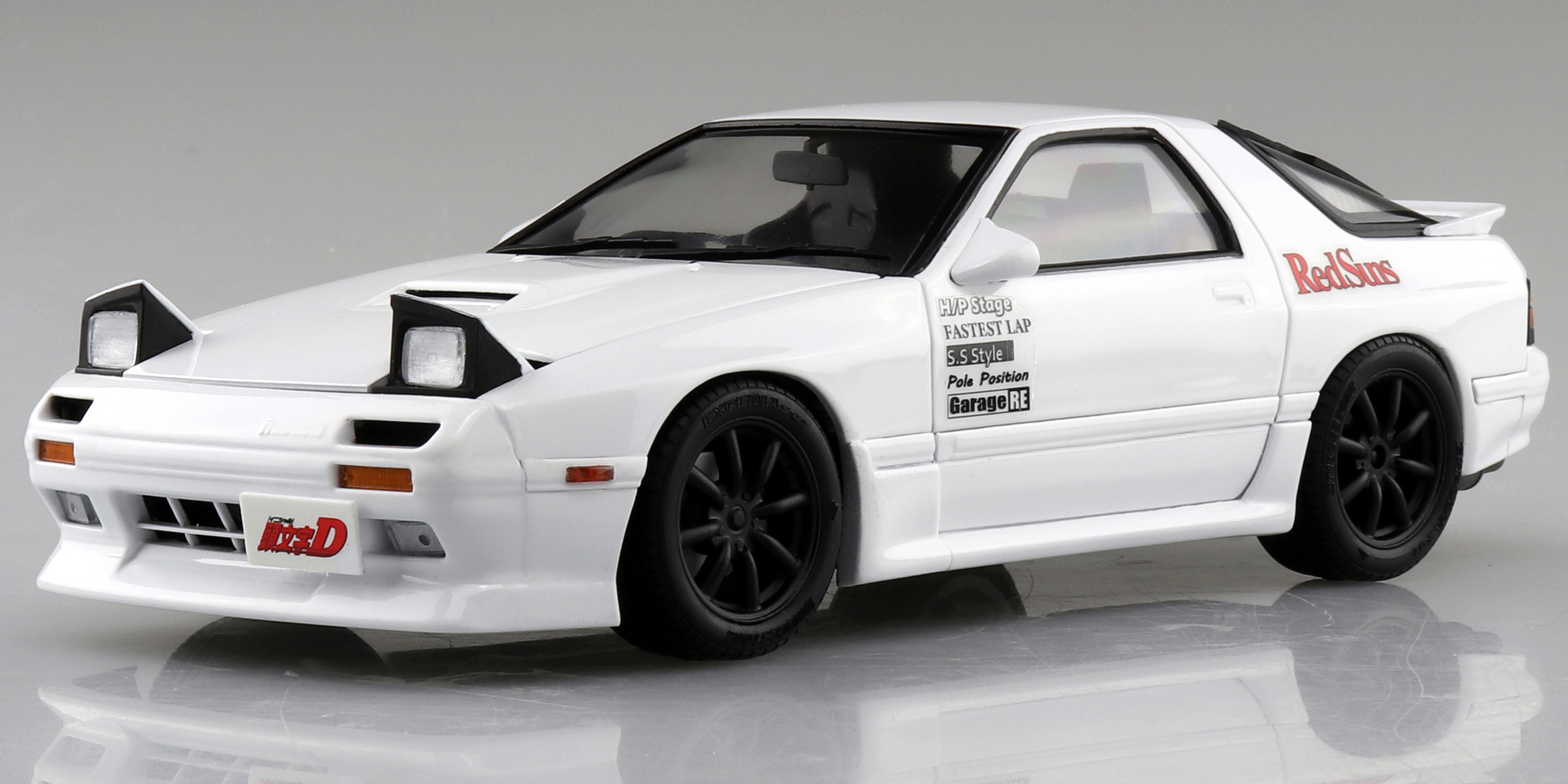 Aoshima 1/24 Initial D Takahashi Ryosuke FD3S RX-7 Model Kit - Pre-Painted Akagi Battle Version | Anime Car Collection, Gift for Manga Fans, Perfect for Display & Racing Enthusiasts
