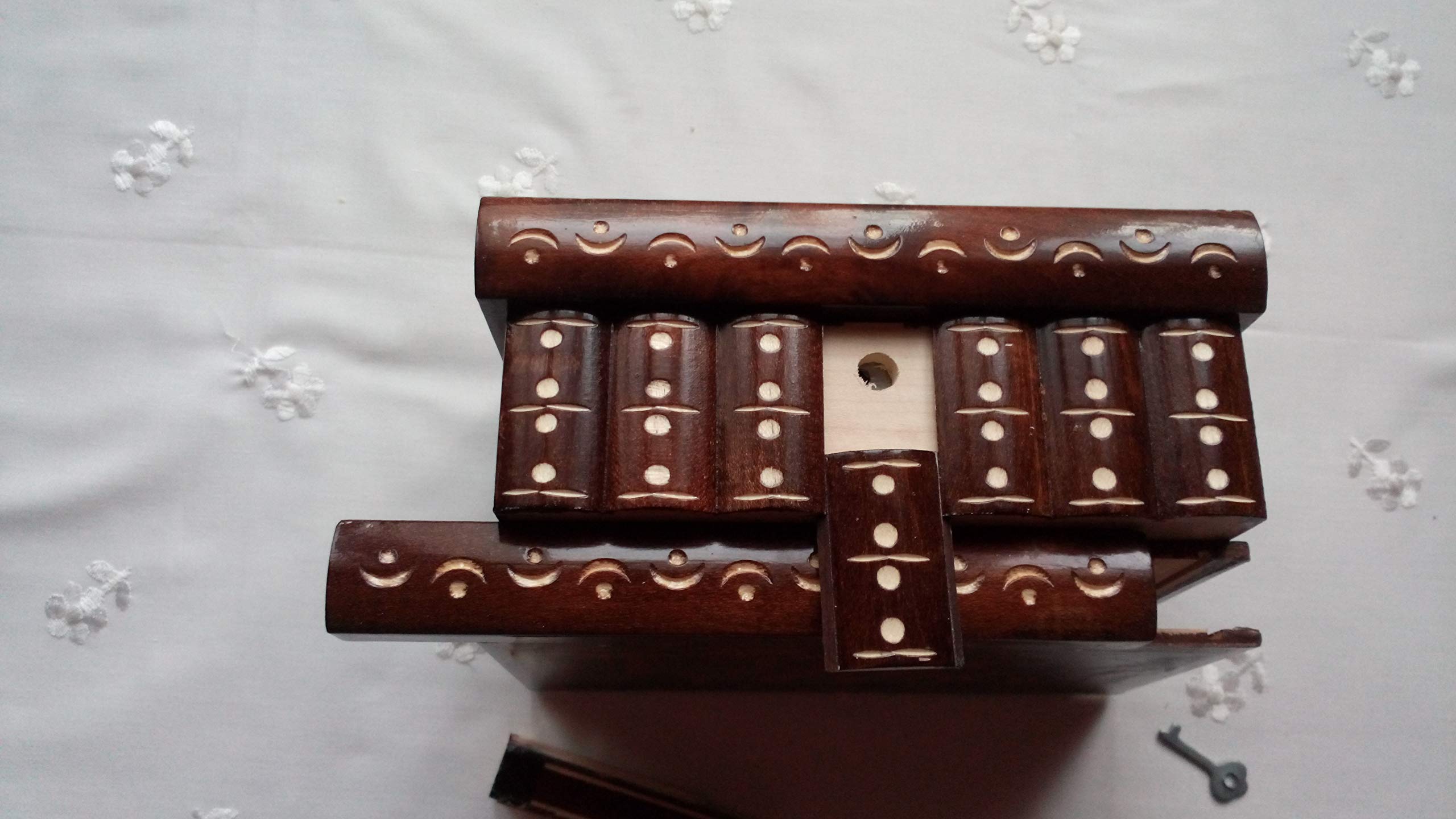 Handcrafted Wooden Magic Puzzle Box - Secret Treasure Storage & Jewelry Box - Intricate Carved Design (Brown) - Perfect for Gifts, Home Decor & Puzzle Enthusiasts