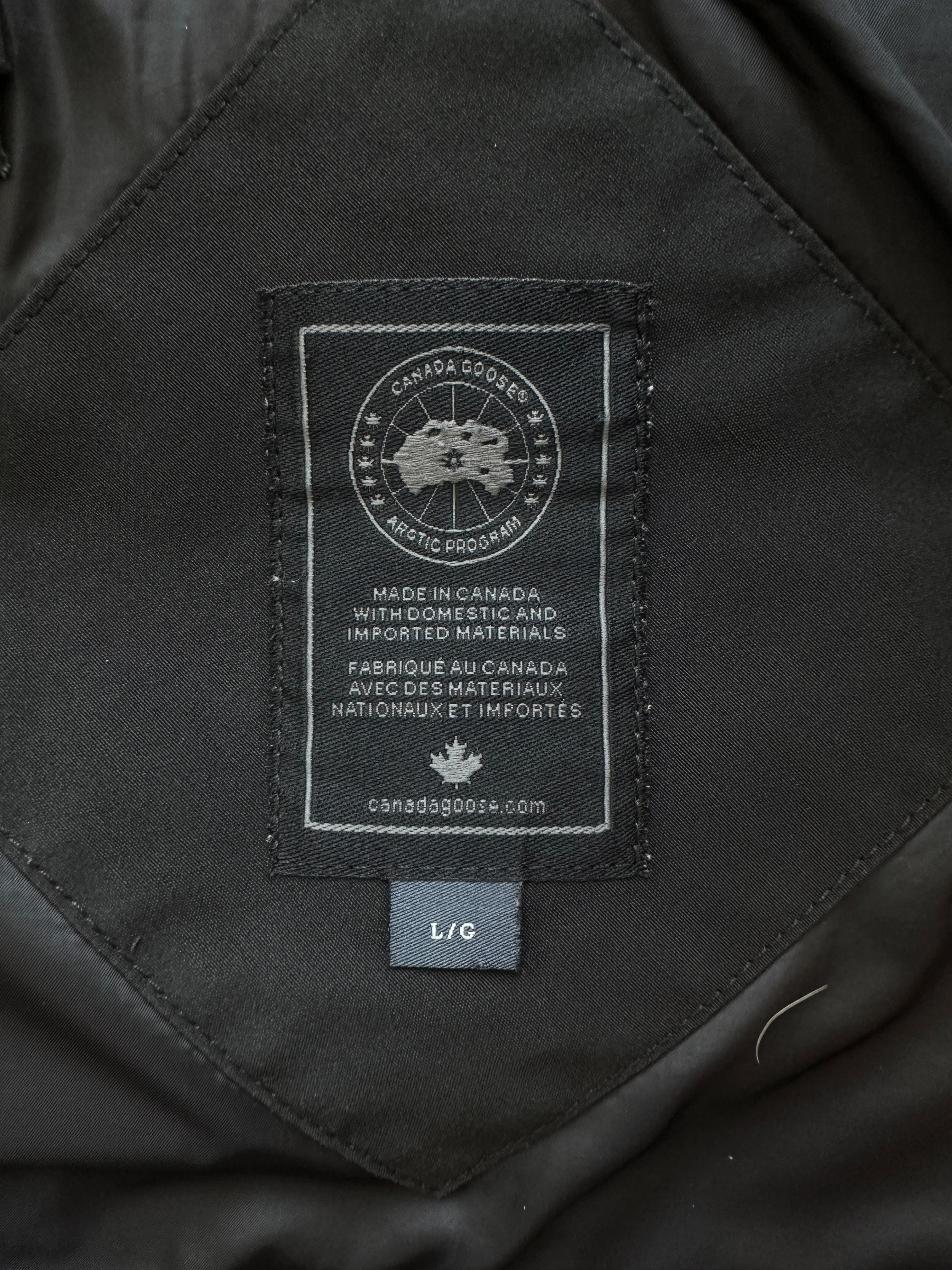 Canada Goose Black Savona Black Label Women's Winter Jacket - Waterproof Down Coat for Cold Weather, Fashionable Outerwear for Skiing, Hiking & City Wear