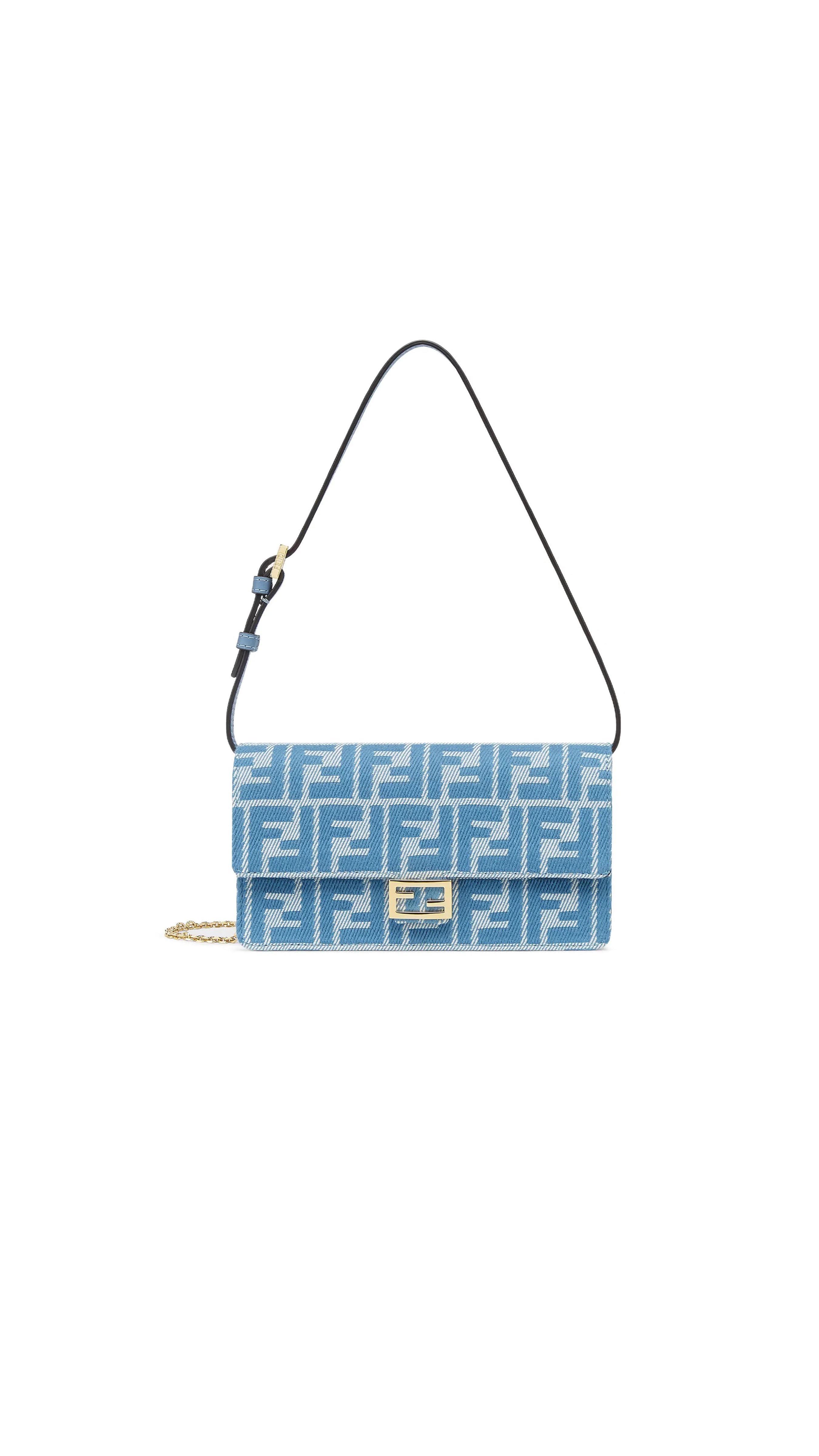 Denim Effect Baguette Wallet on Chain - Blue Crossbody Wallet for Women | Fashionable Clutch Purse for Daily Use, Parties & Travel