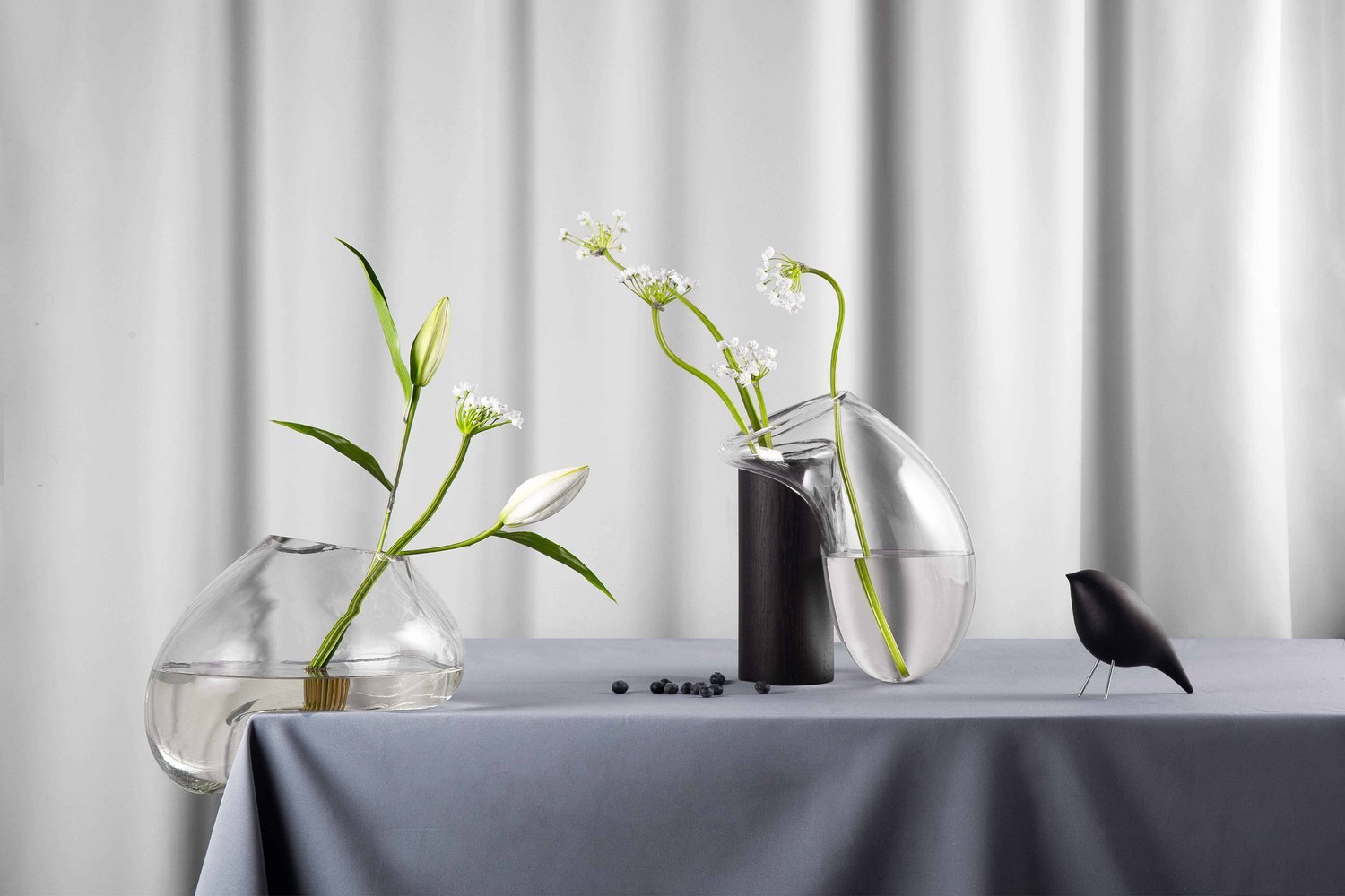 Noom Gutta Vase - Modern Ceramic Flower Vase for Home Decor, Wedding Centerpieces & Office Desk Accessories