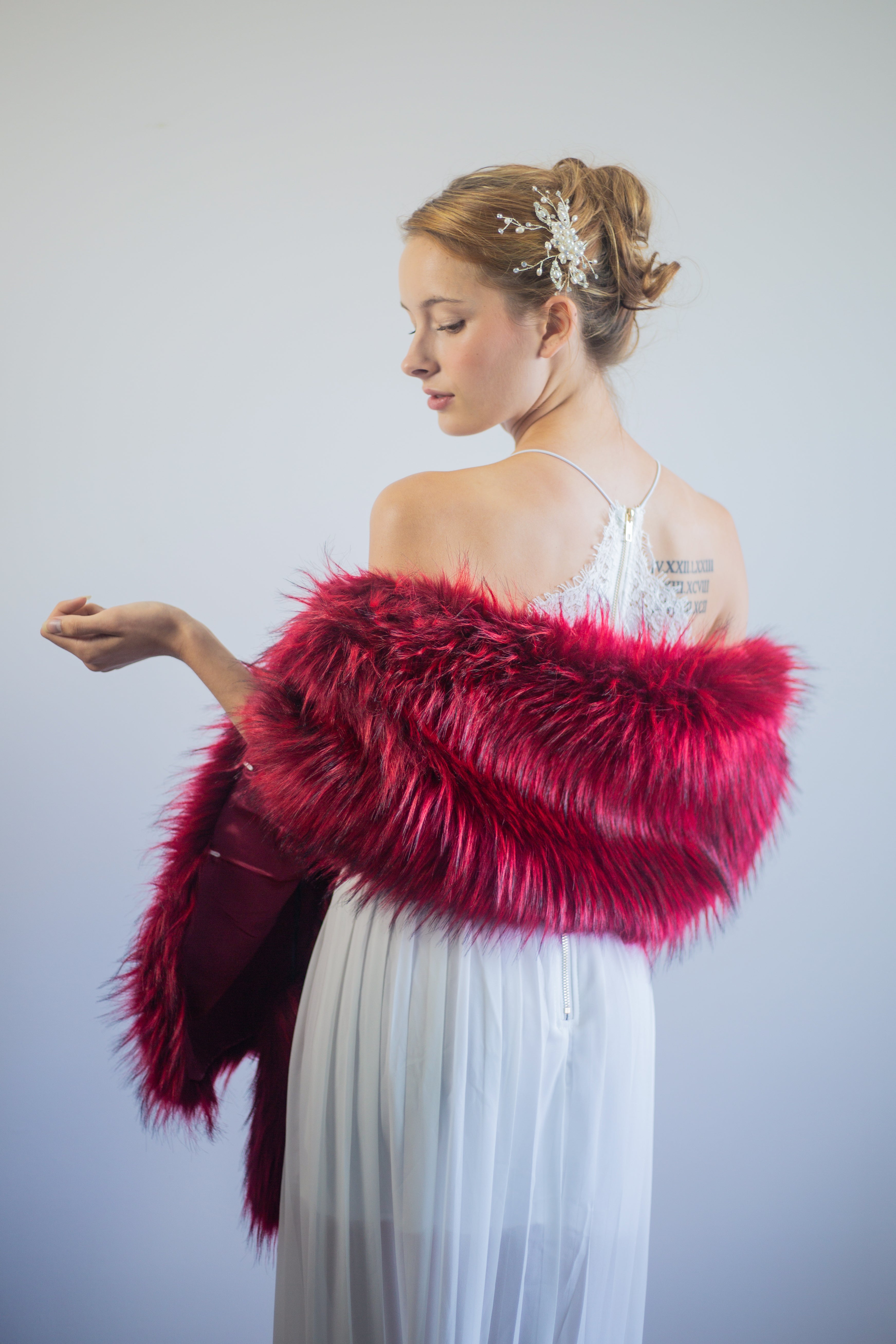 Luxury Red Fur Shawl Wrap - Soft & Warm Winter Accessory for Women (Lilian Red02) - Perfect for Parties, Weddings & Cold Weather Fashion