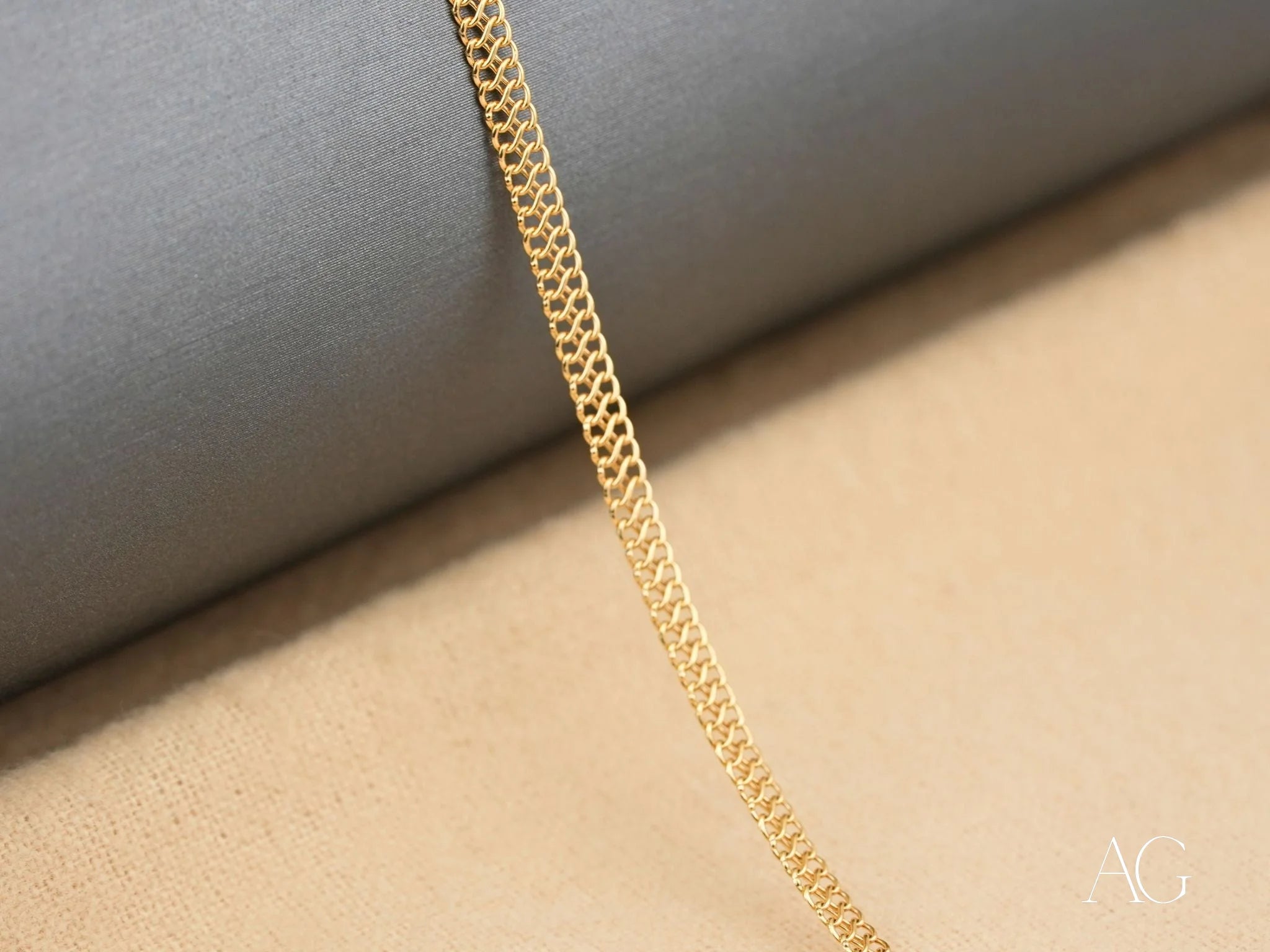 18K Gold Chain Necklace for Women - Bold & Elegant Layering Necklace Jewelry - Perfect for Everyday Wear, Date Nights & Special Occasions