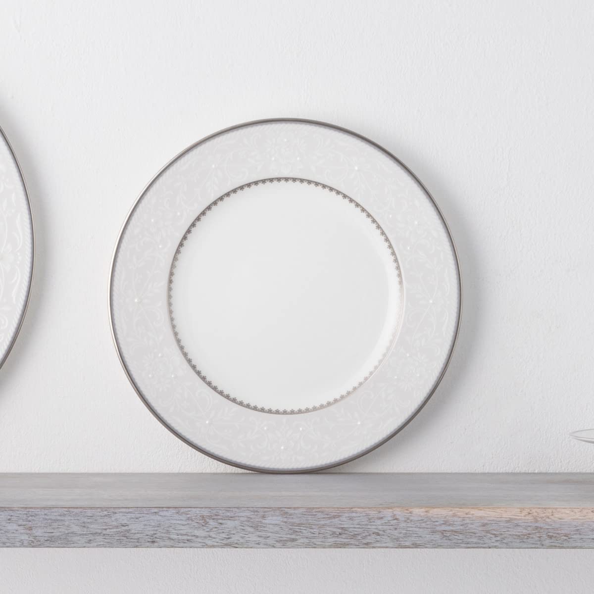 Noritake Brocato 5-Piece White Dinnerware Set - Elegant Porcelain Plates, Bowls & Cups for Formal Dining & Special Occasions