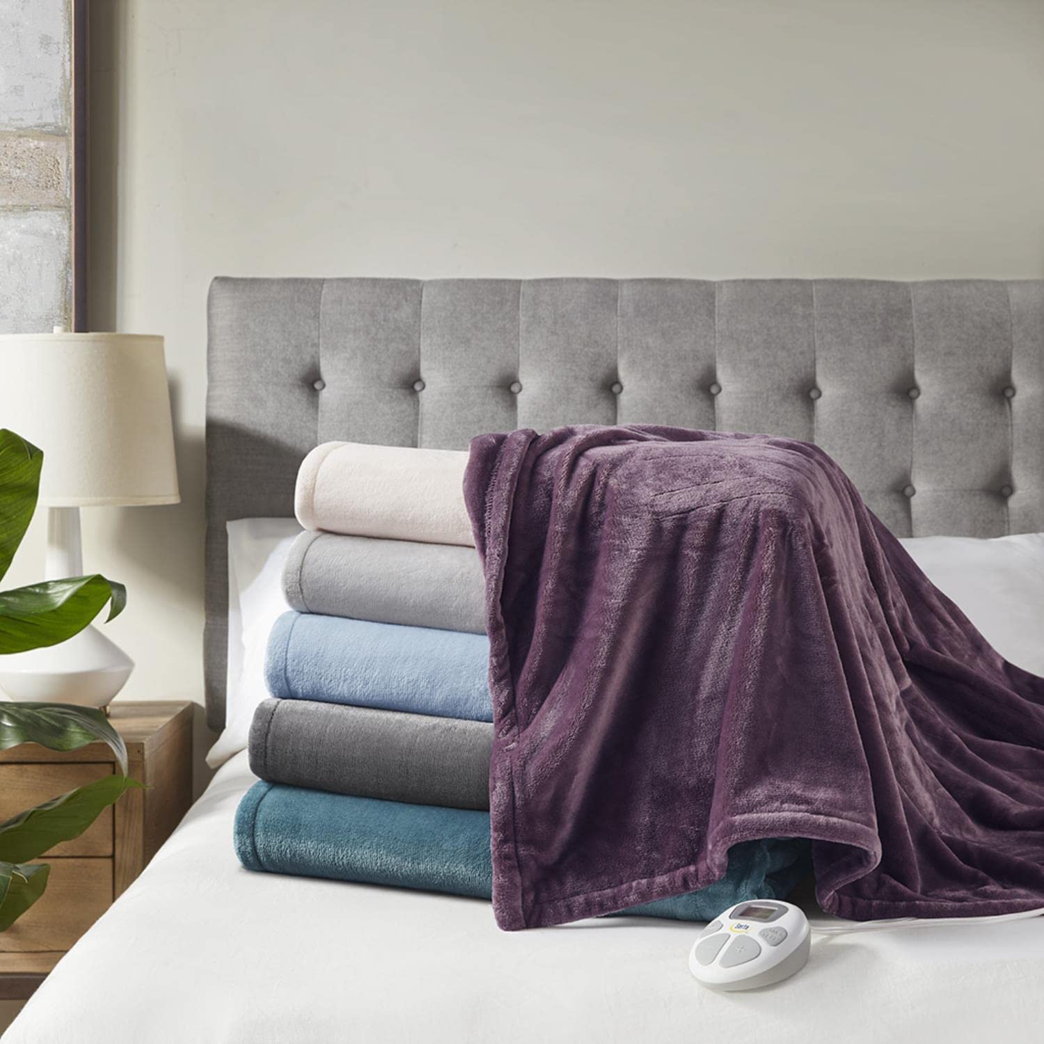Serta ST54-0088 Microlight Heated Blanket - Ultra Soft Polyester & Cotton Blend Electric Warming Throw for Winter, Bed, Couch & Office Use