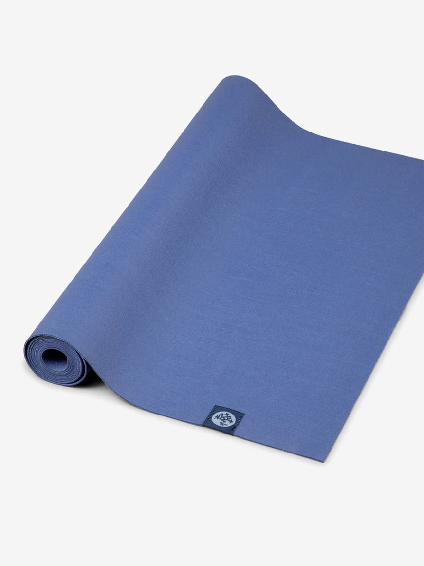 Manduka eKO Superlite Travel Yoga Mat - Lightweight & Eco-Friendly for Yoga, Pilates & Meditation - Perfect for Home, Studio & Travel Use