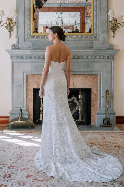 Anne Barge Amoret Wedding Dress - Size 10 | Elegant Bridal Gown for Church Ceremony & Outdoor Wedding Photos