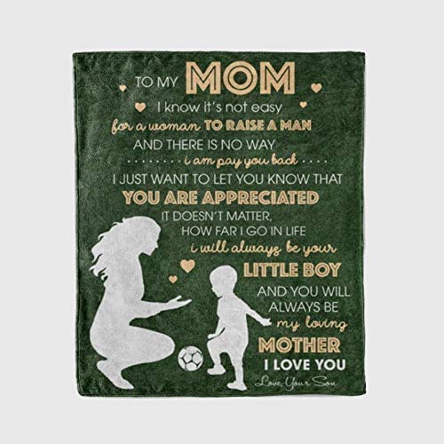 Best Soccer Mom Blanket Gift - Soft & Cozy Throw for Soccer Lovers - Perfect for Mother's Day, Birthday & Game Nights - 'To My Amazing Mom' Personalized Design