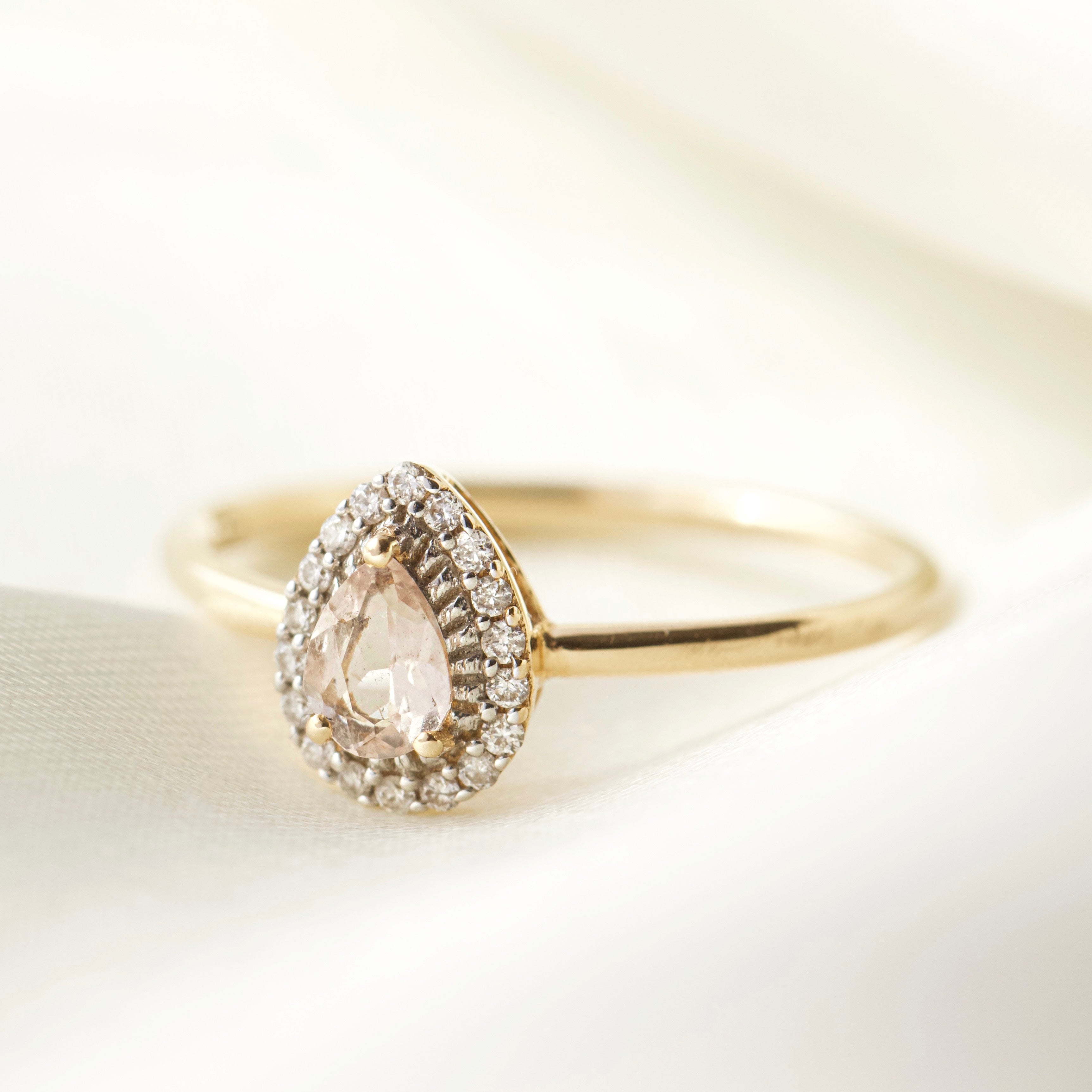 Estelle Morganite & Diamond Ring - UK Size O - Elegant Pink Morganite & Diamond Engagement Ring for Women - Perfect for Proposals, Anniversaries & Special Occasions