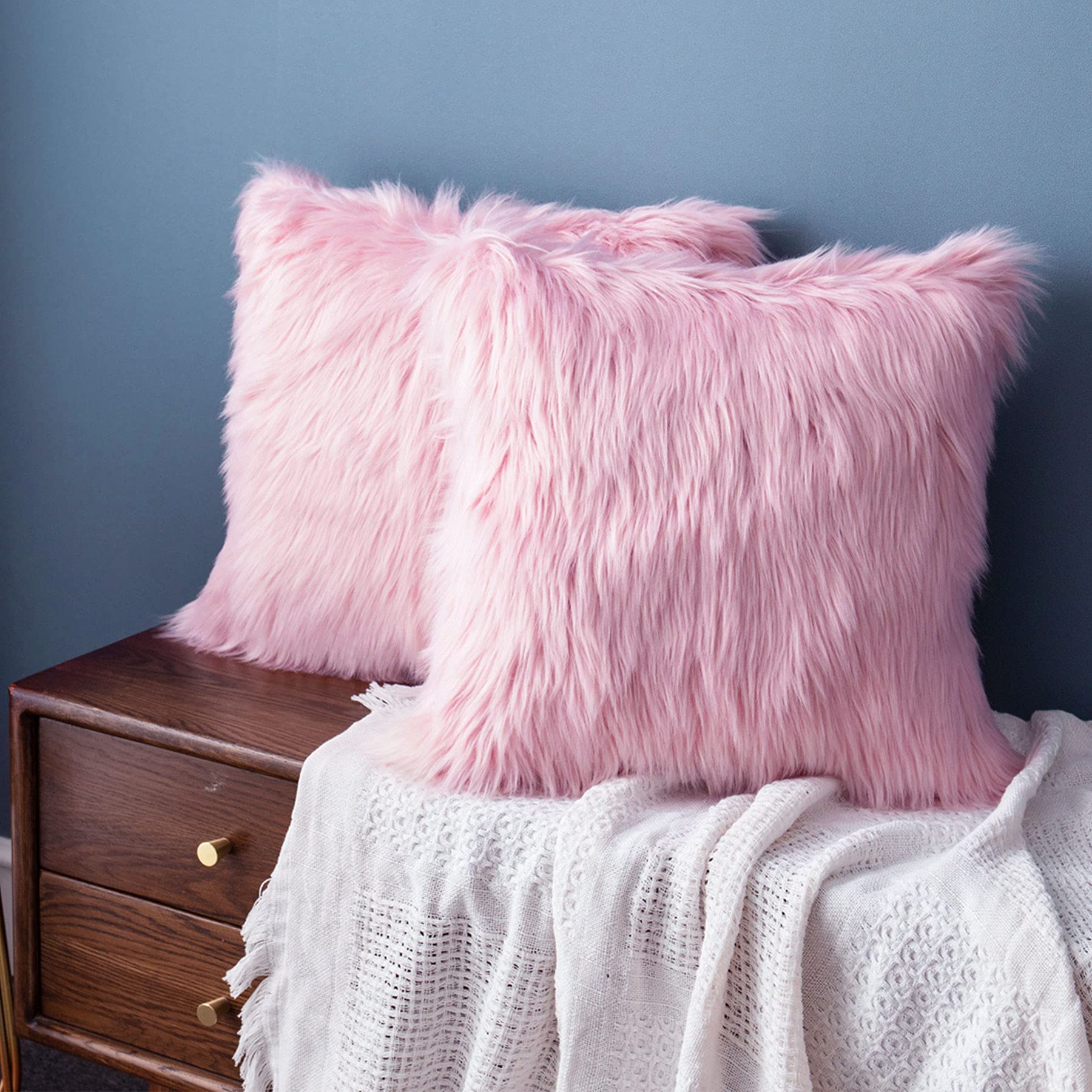 Luxury Soft Faux Fur Throw Pillow Cover 18x18 Inches - Plush Square Decorative Cushion Case for Sofa, Couch & Bed - Cozy Pink Home Decor (Perfect for Living Room, Bedroom & Dorm)