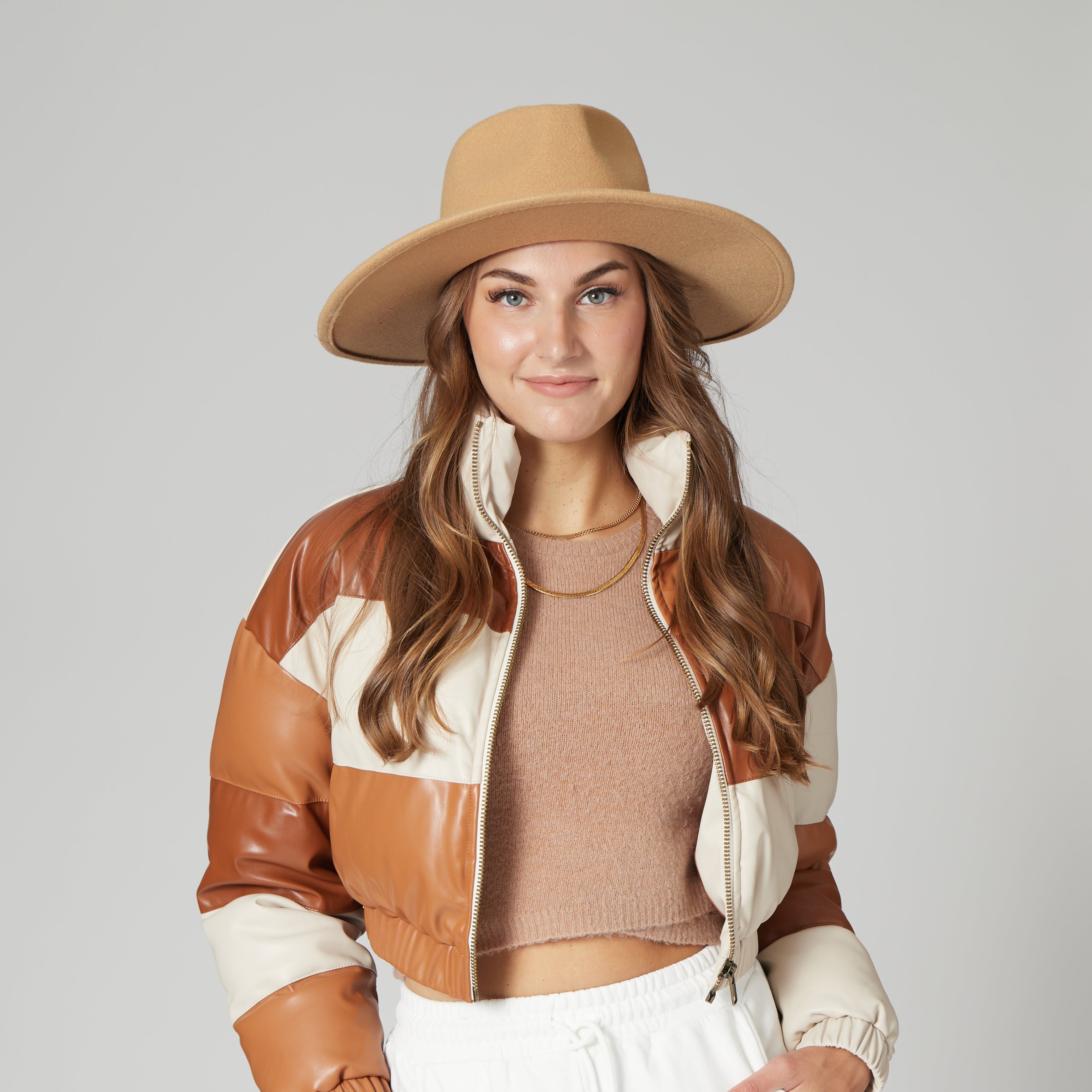 Stylish Faux Felt Wide Brim Fedora Hat for Women - Fashionable Sun Hat for Outdoor Activities, Beach, Travel & Summer Outfits