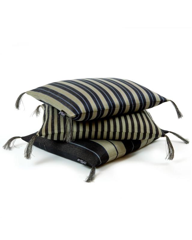Premium Black Wide Border Kudde Bolster Pillow - Stylish and Comfortable Support for Sofas, Beds & Home Decor