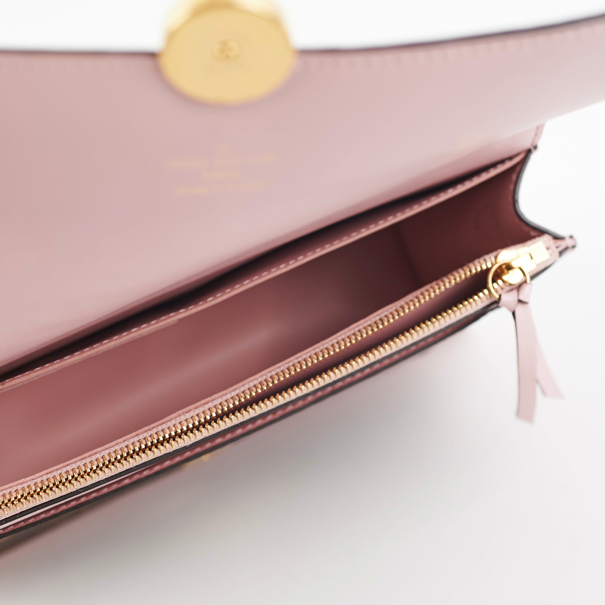 Louis Vuitton Flore Wallet on Chain WOC Monogram Pink Crossbody Bag - Stylish & Compact for Everyday Use, Travel & Special Occasions