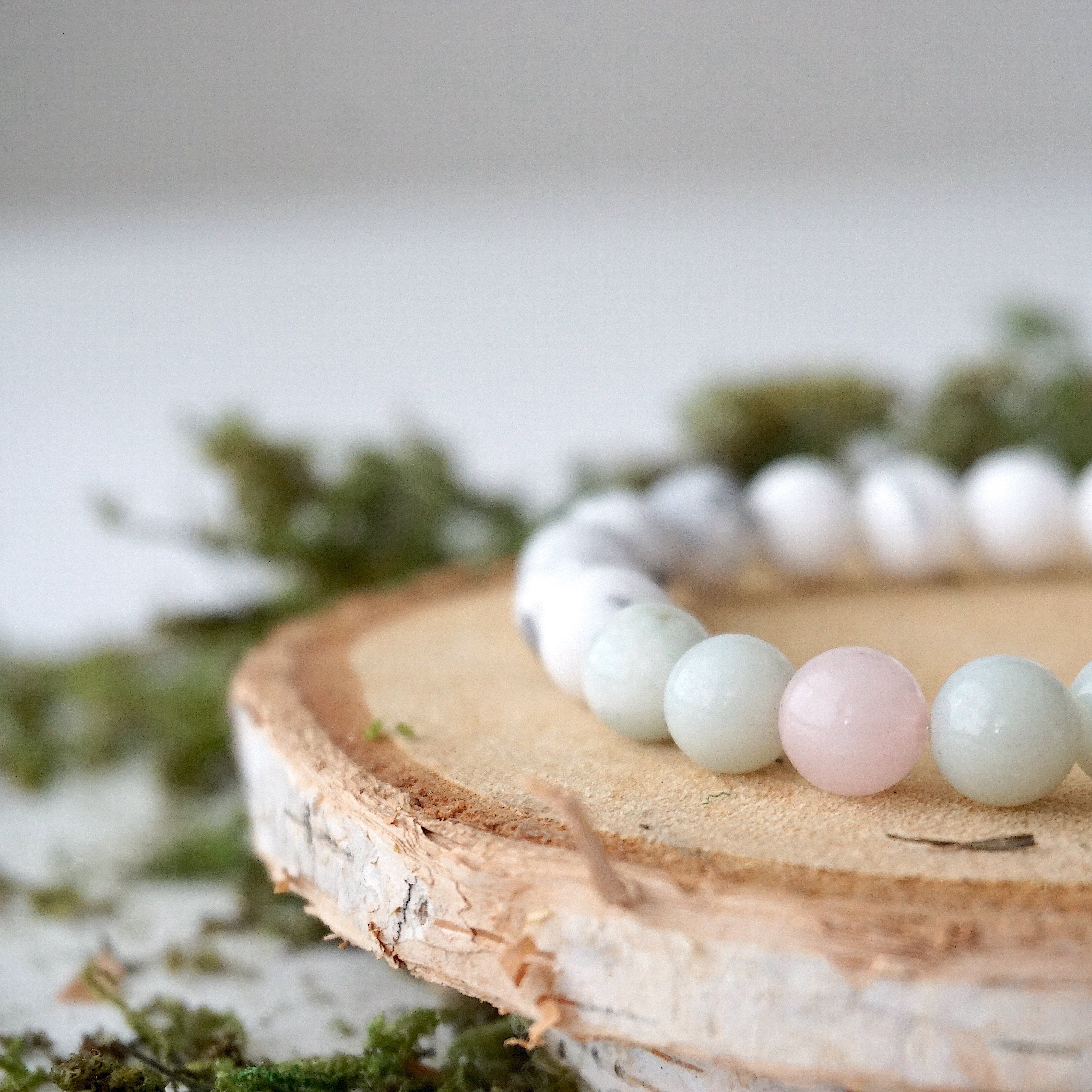 White Howlite Healing Crystal Mala Bracelet with Amazonite & Rose Quartz - Meditation, Yoga & Spiritual Balance Jewelry for Women