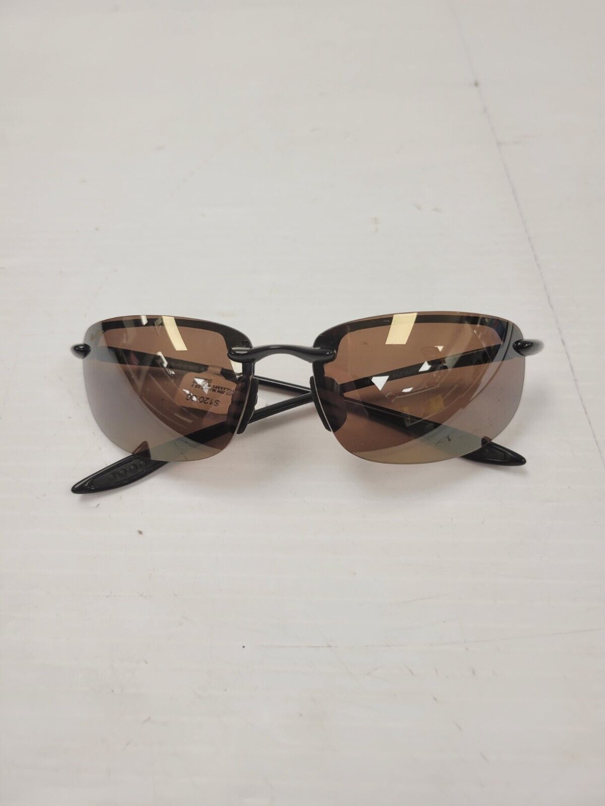 Maui Jim MJ 407-02 Polarized Sunglasses for Men & Women - UV Protection, Lightweight Frame - Perfect for Beach, Driving & Outdoor Activities