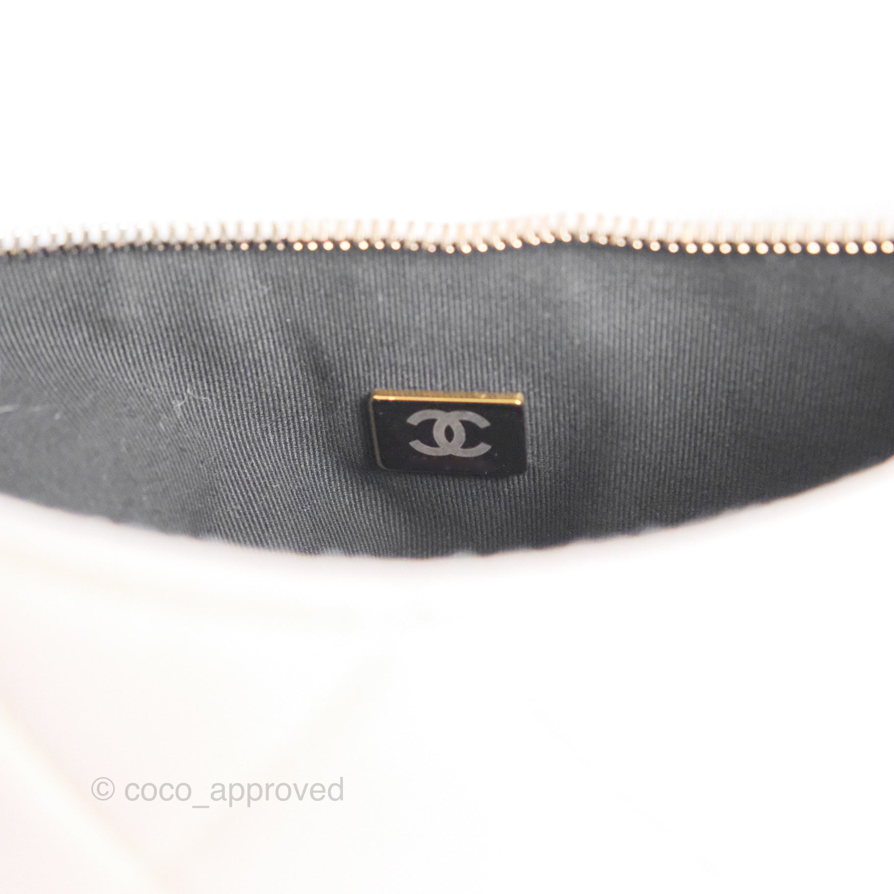 Chanel Quilted Lambskin Chain Hobo Bag in White with Aged Gold Hardware | Luxury Shoulder Bag for Women | Perfect for Parties, Weddings & Everyday Elegance