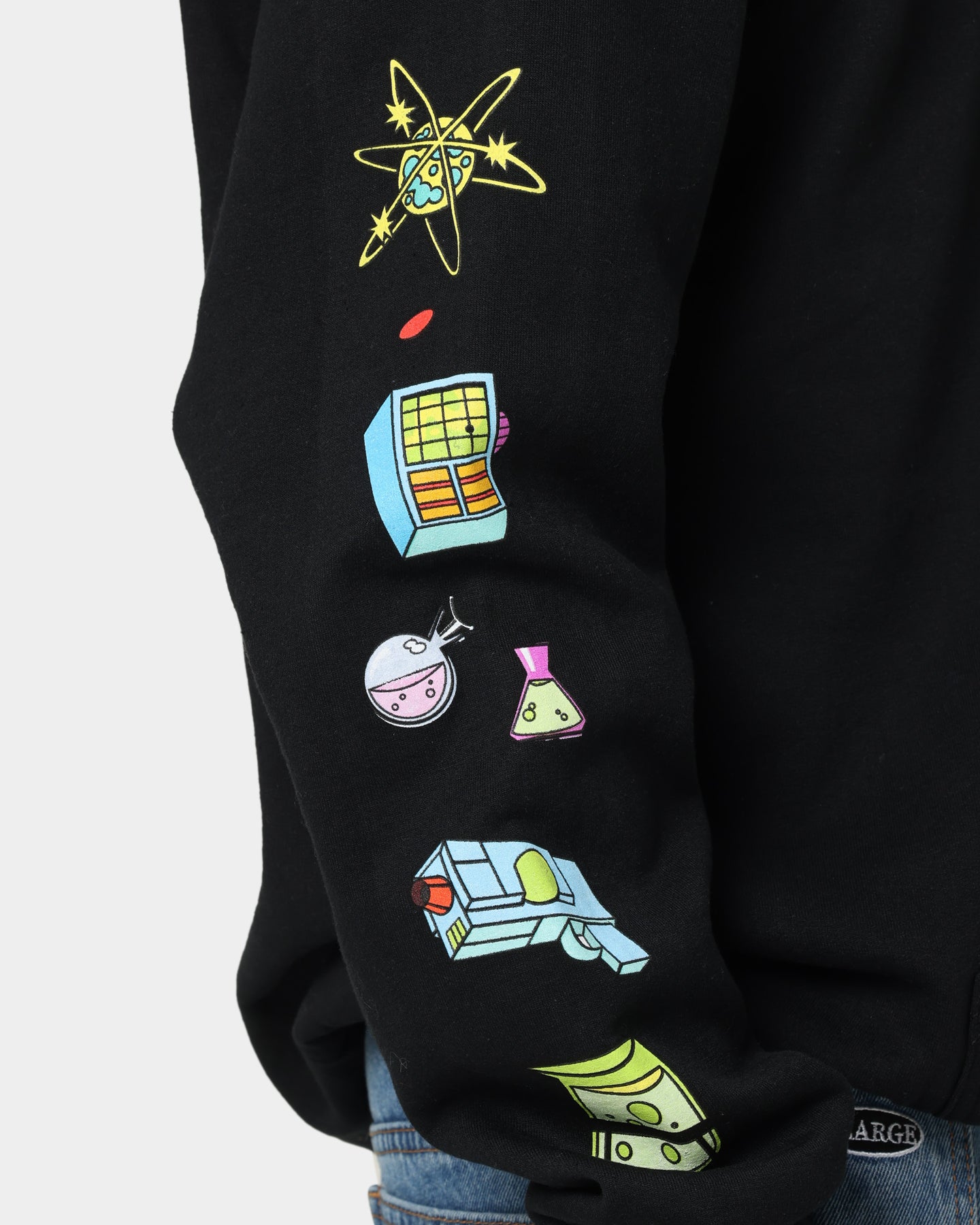 Vintage Dexter Hoodie for Men & Women - Soft Cotton Thrifted Sweatshirt - Black Retro Pullover for Casual Wear & Street Style