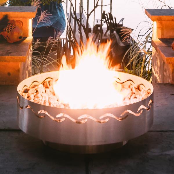 Fire Surfer Outdoor Fire Pit - Portable & Durable Steel Fire Bowl for Backyard, Camping, and Beach Bonfires - Perfect for Roasting Marshmallows & Relaxing Under the Stars