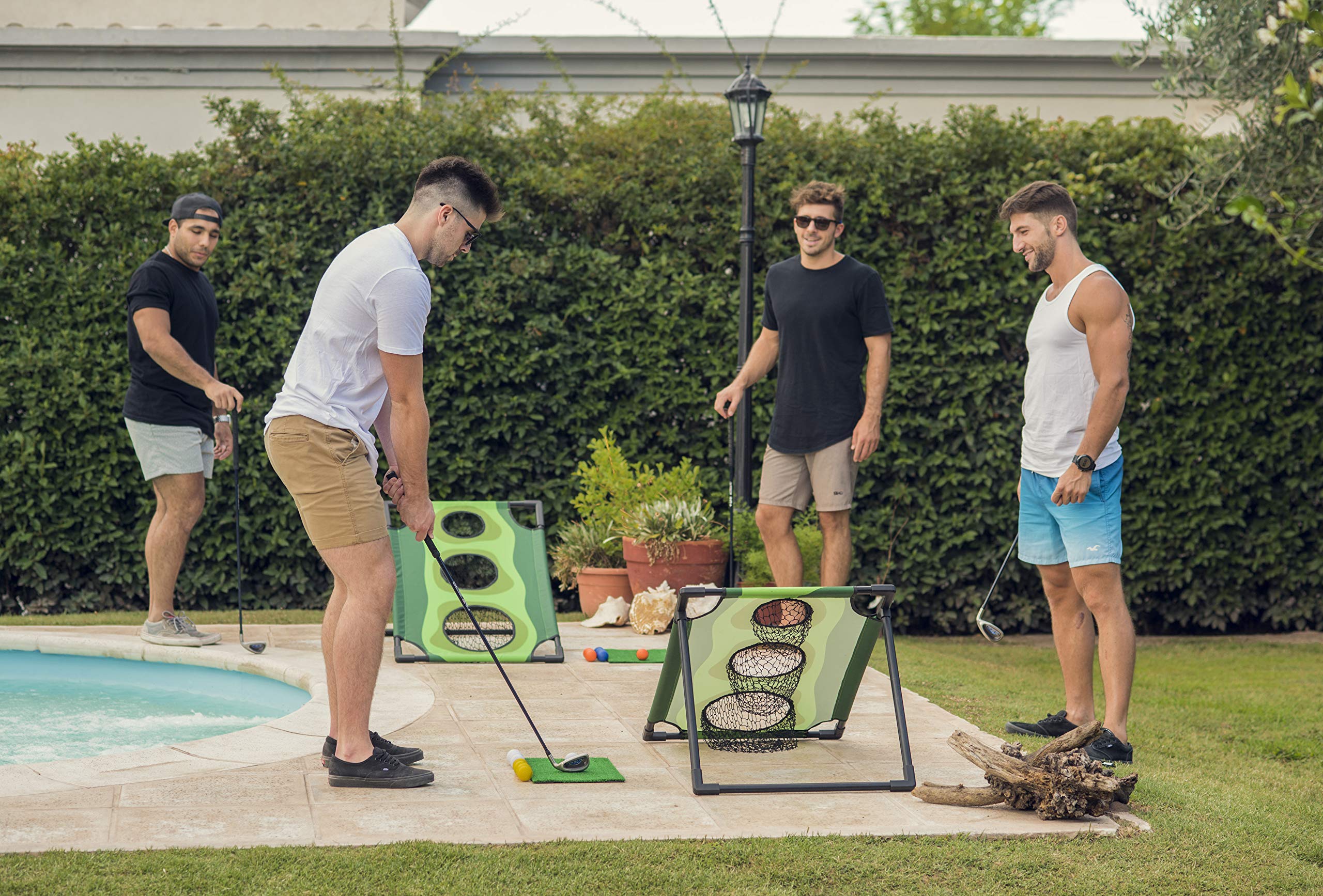 Par 1 Backyard Golf Cornhole Game Set - Perfect Golf Gift for Men & Adults - Indoor/Outdoor Golf Chipping Practice Equipment - Fun Golf Training Accessories for Backyard Parties & Game Nights