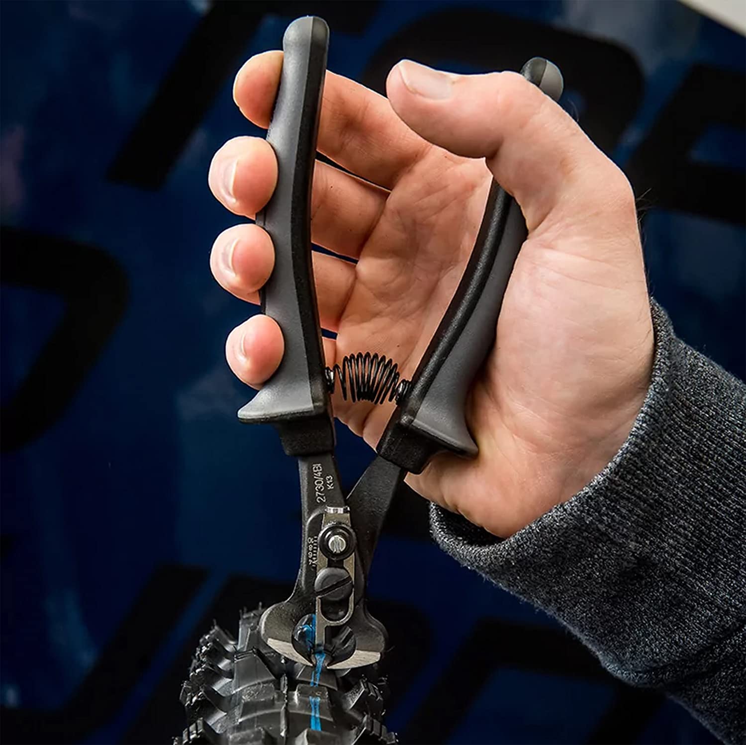 Schwalbe Tire Tread Cutting Tool - Professional Bike Tire Repair Kit for MTB, Road & Commuter Bikes - Essential for Cyclists & Mechanics - Perfect for Home Garage or Bike Shop Use