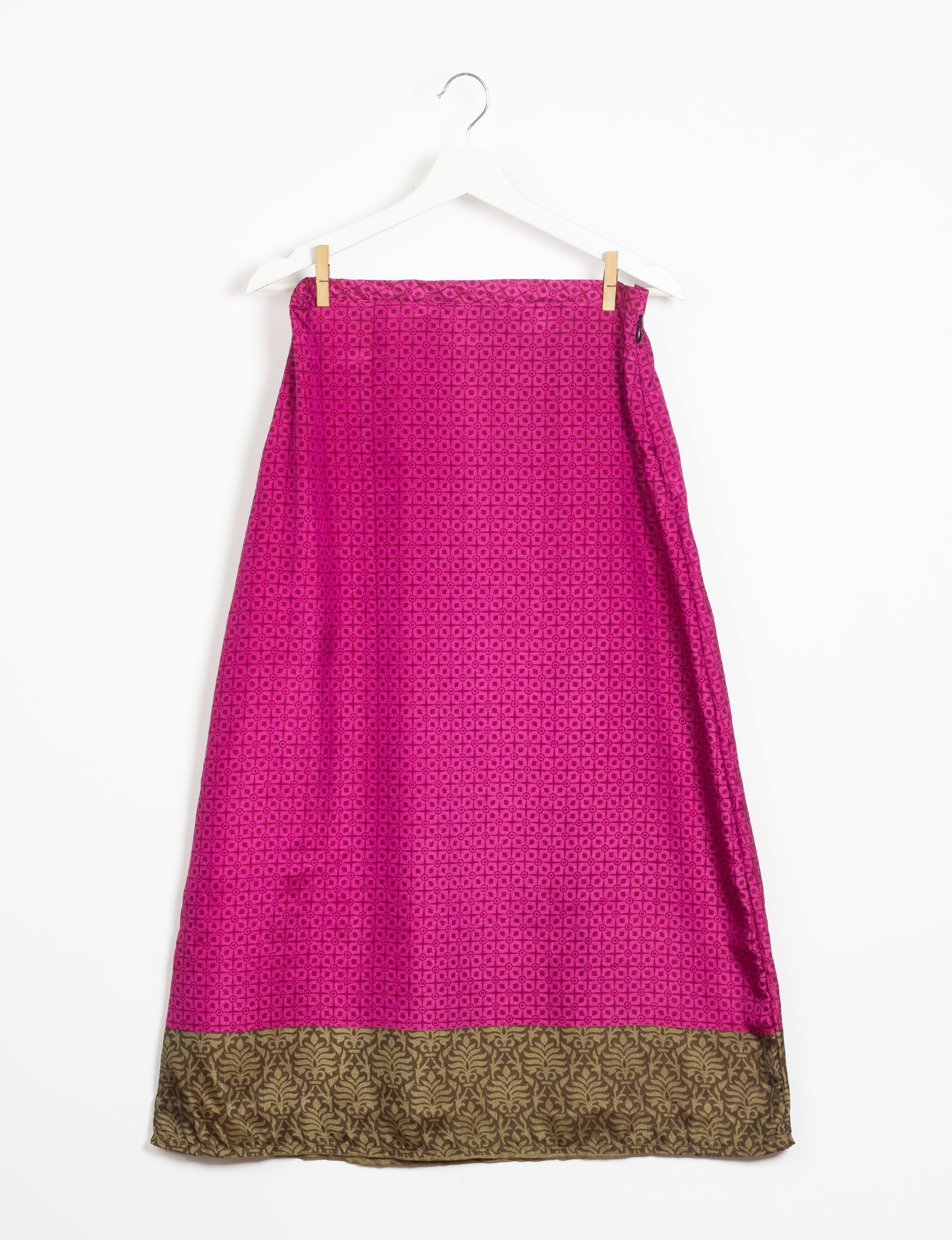 Elegant A-Line Skirt for Women - Size Medium (09) - Perfect for Office Wear, Casual Outings & Special Occasions