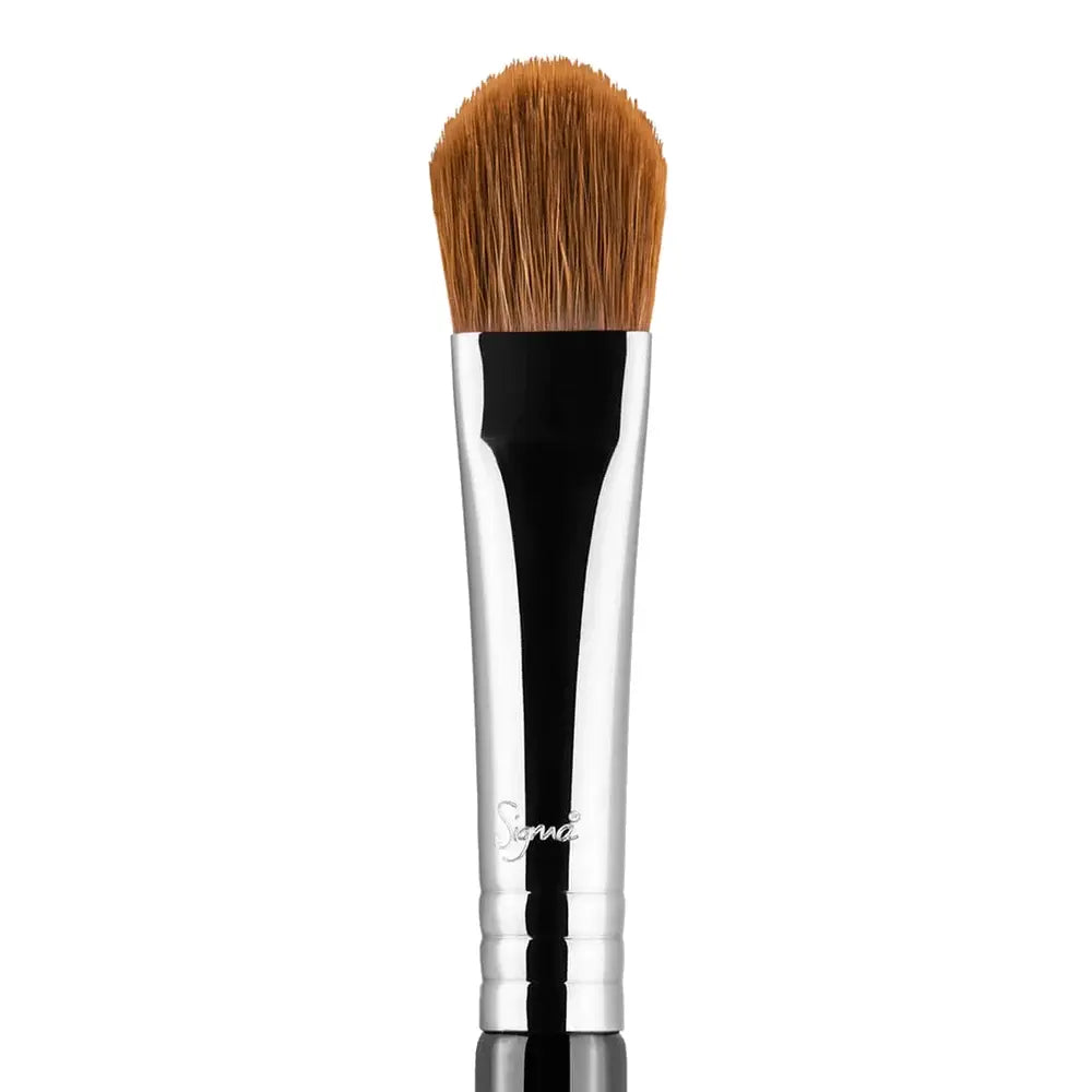 E60 Large Shader Brush - Professional Classic Makeup Brush for Eyeshadow & Blending - Perfect for Pro Artists & Beginners (Wedding, Party, Daily Makeup)
