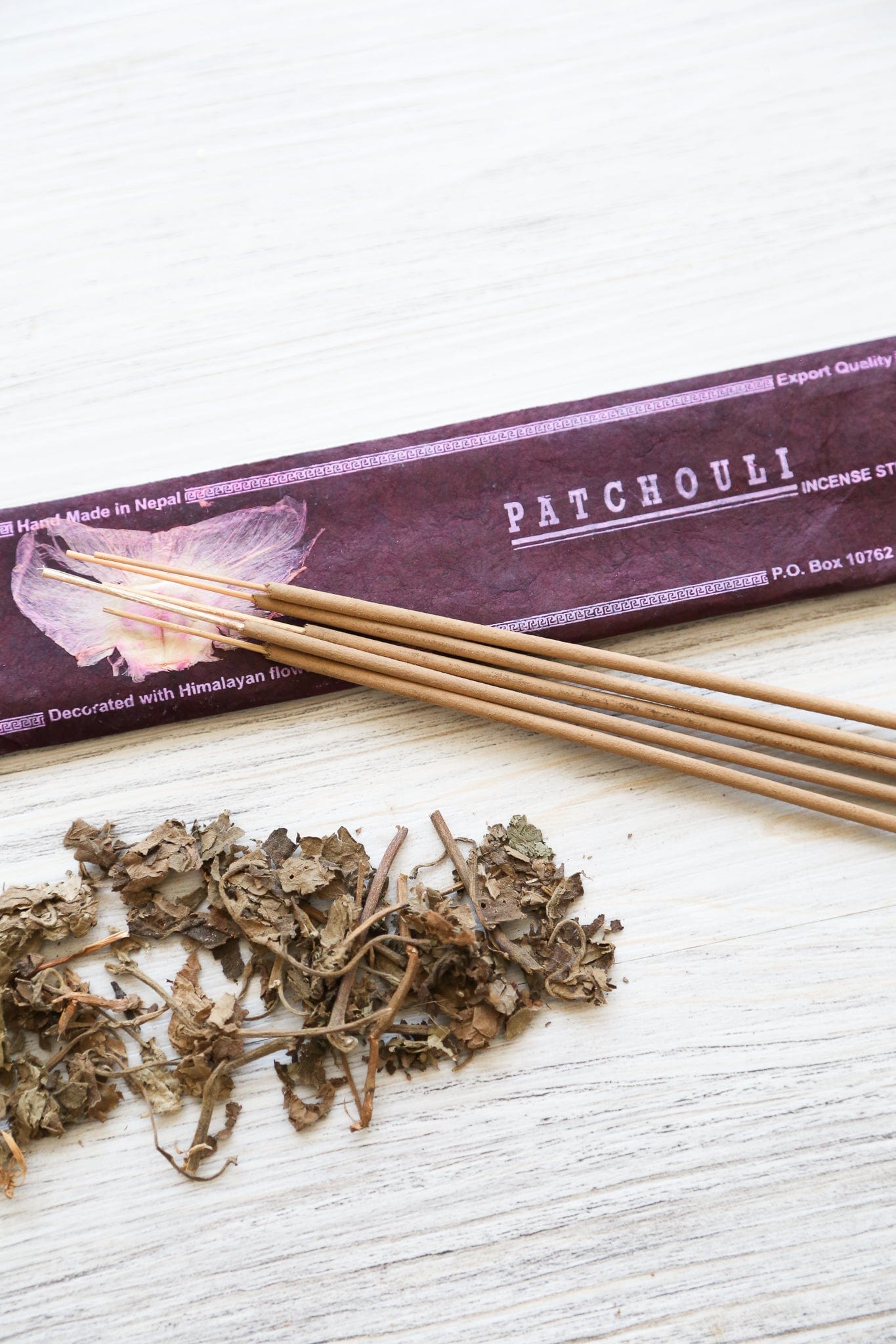 Organic Patchouli Incense Sticks for Aromatherapy, Meditation & Relaxation – Natural Grounding Scent for Yoga, Home & Spiritual Practices
