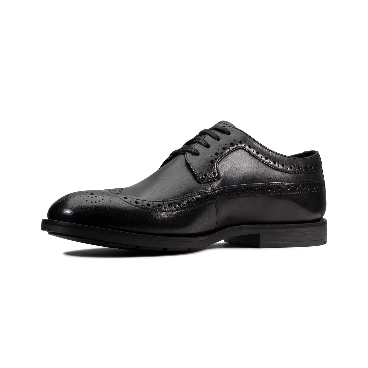 Clarks Men's Wingtip Oxford Dress Shoes - Classic Leather Formal Shoes for Business & Wedding - Comfortable & Stylish for Office, Parties & Special Occasions