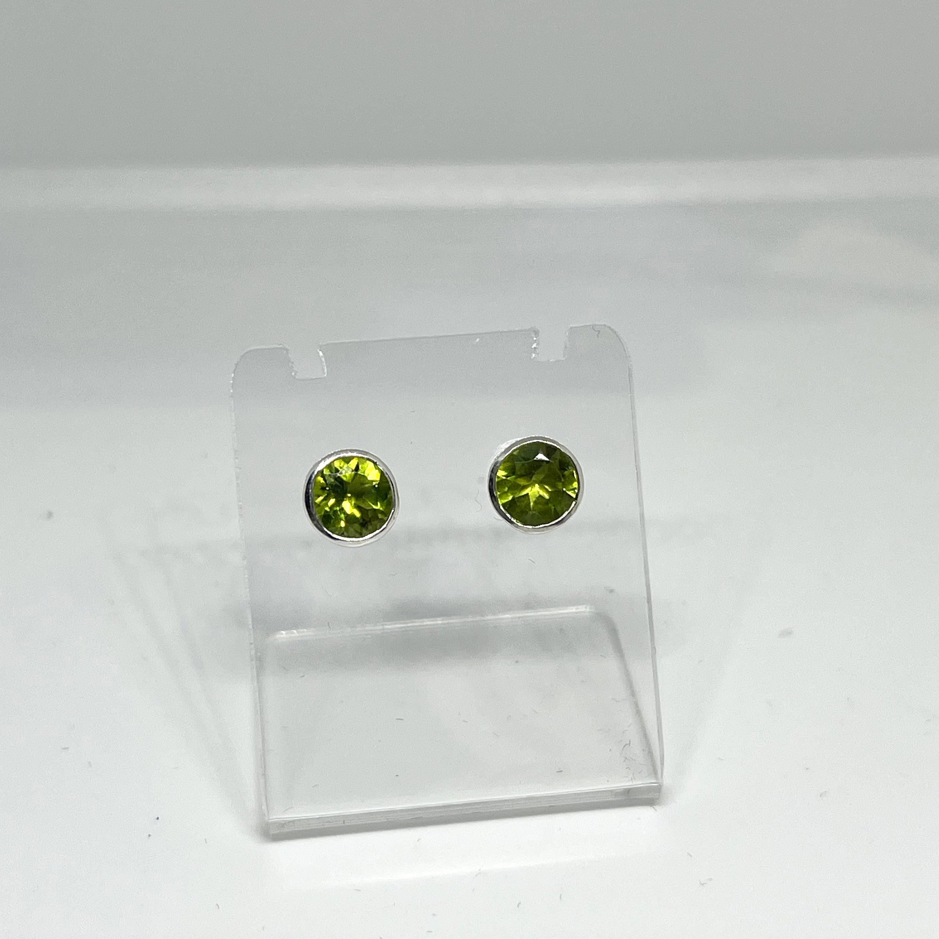 7mm Round Faceted Gemstone Stud Earrings - Decorative Bezel Set for Women, Hypoallergenic Jewelry - Perfect for Daily Wear, Parties & Special Occasions