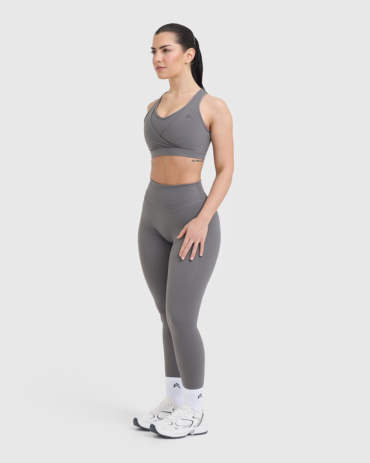 High Support Seamless Sports Bra for Women - Breathable & Comfortable Workout Top in Ash Grey | Perfect for Yoga, Running & Gym