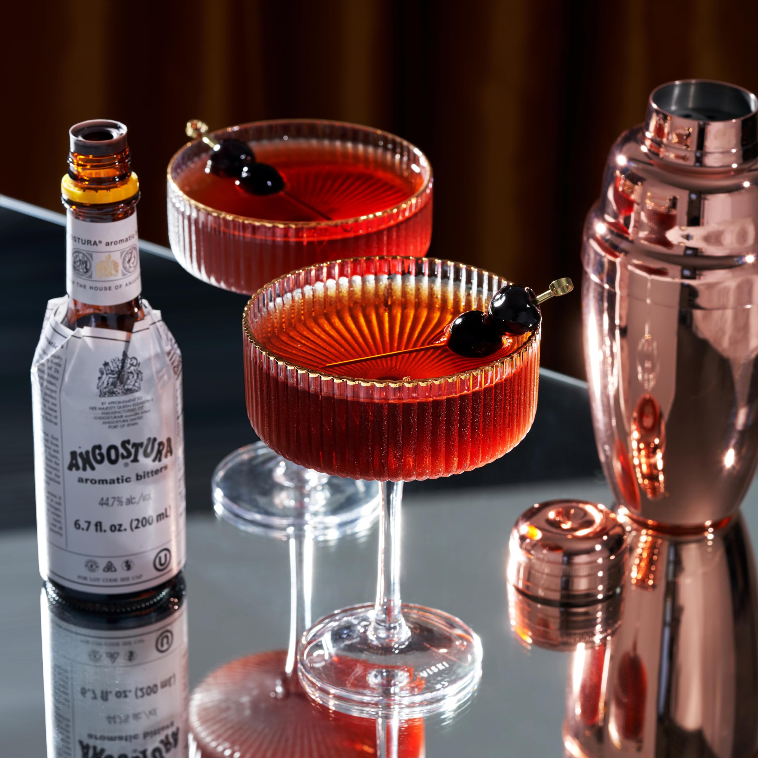 Premium Copper Cocktail Shaker Set - 16.5 oz Professional Stainless Steel Drink Mixer with Bar Strainer for Martini & Margarita | Bar Tools for Home Bartending, Parties & Mixology | Polished Copper Finish