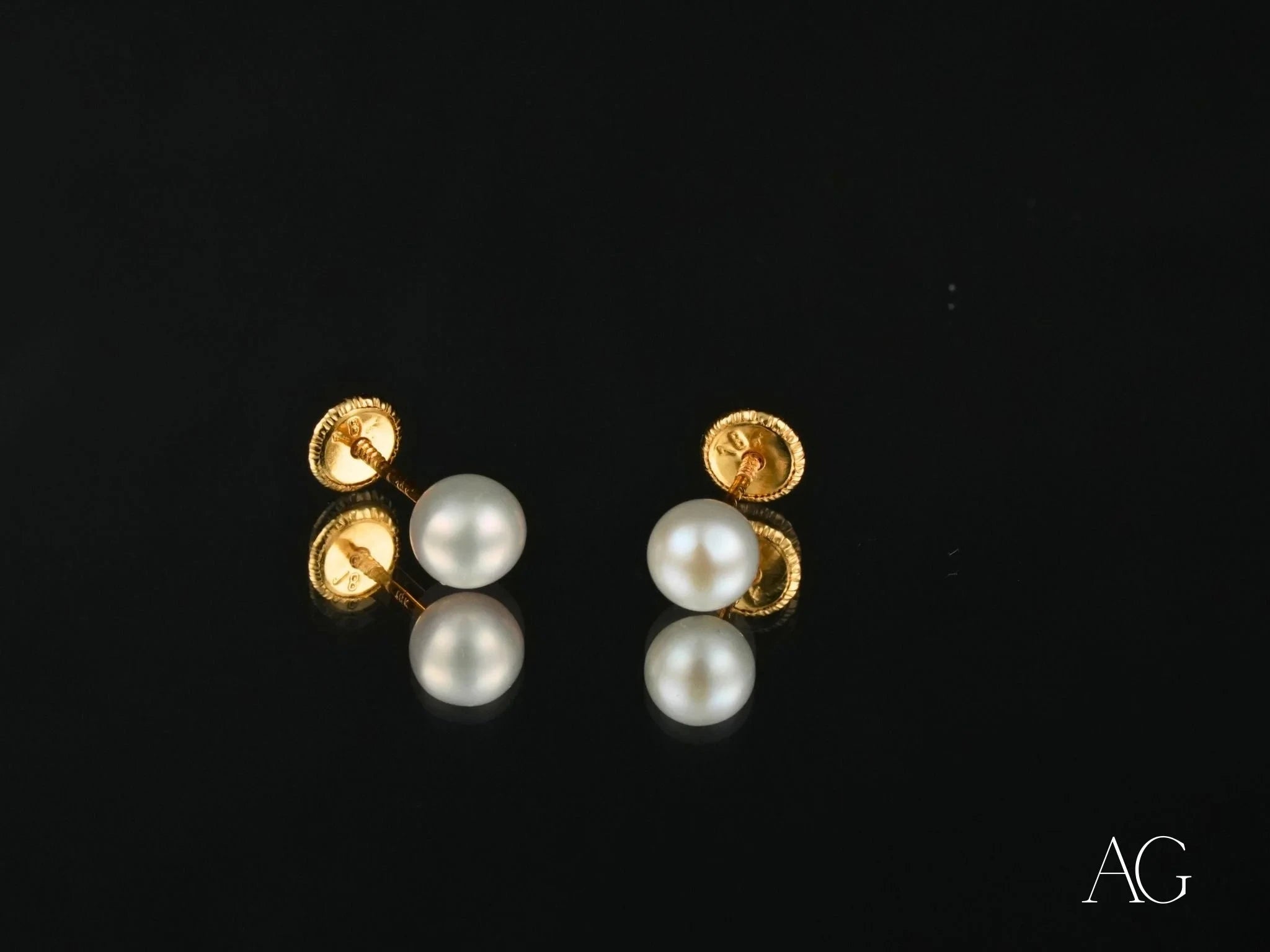 18K Gold Pearl Stud Earrings - Classic Elegant Jewelry for Women, Perfect for Weddings, Parties & Special Occasions