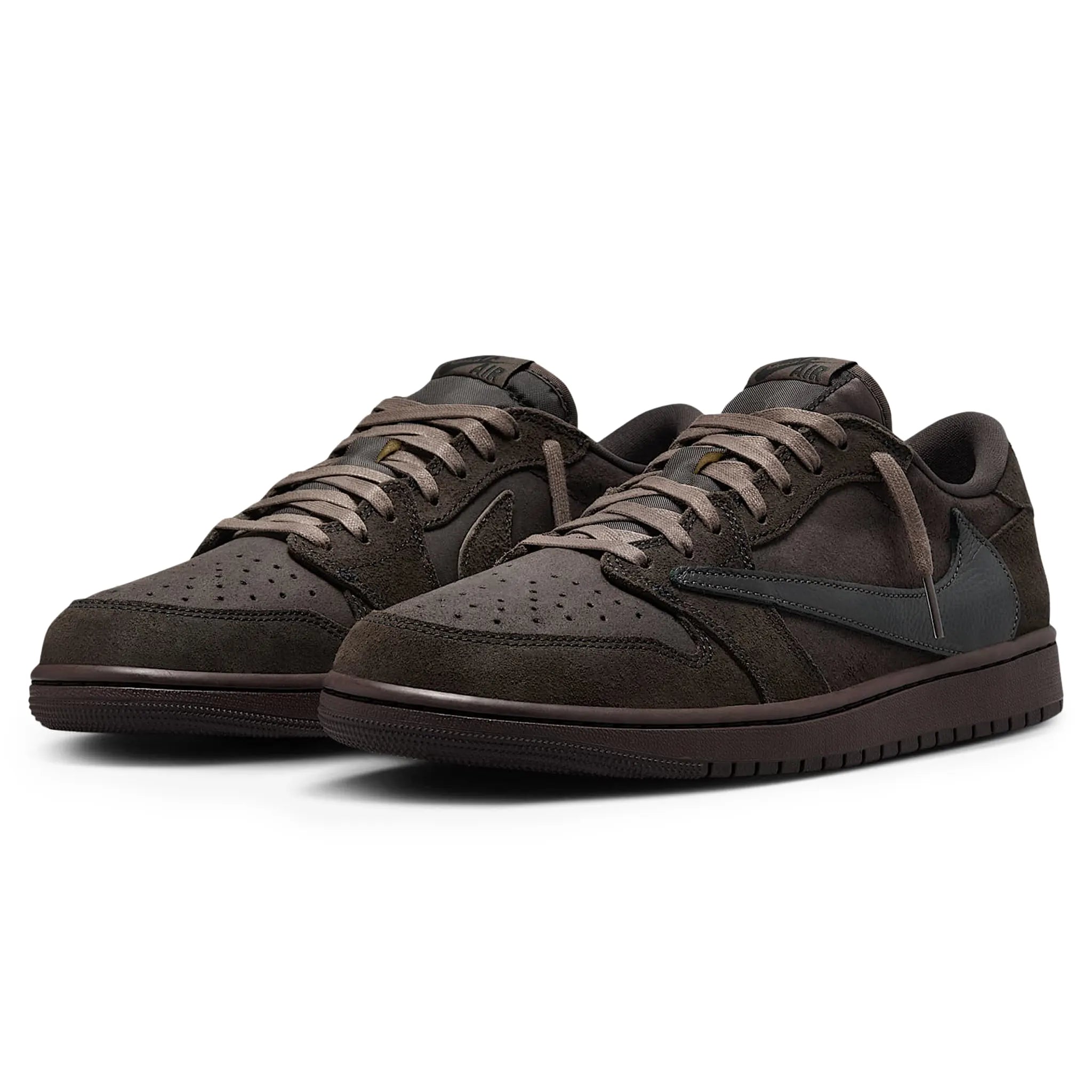 Travis Scott x Air Jordan 1 Low OG SP Velvet Brown Sneakers - Limited Edition Retro Basketball Shoes for Men - Perfect for Streetwear, Sneaker Collecting & Casual Fashion