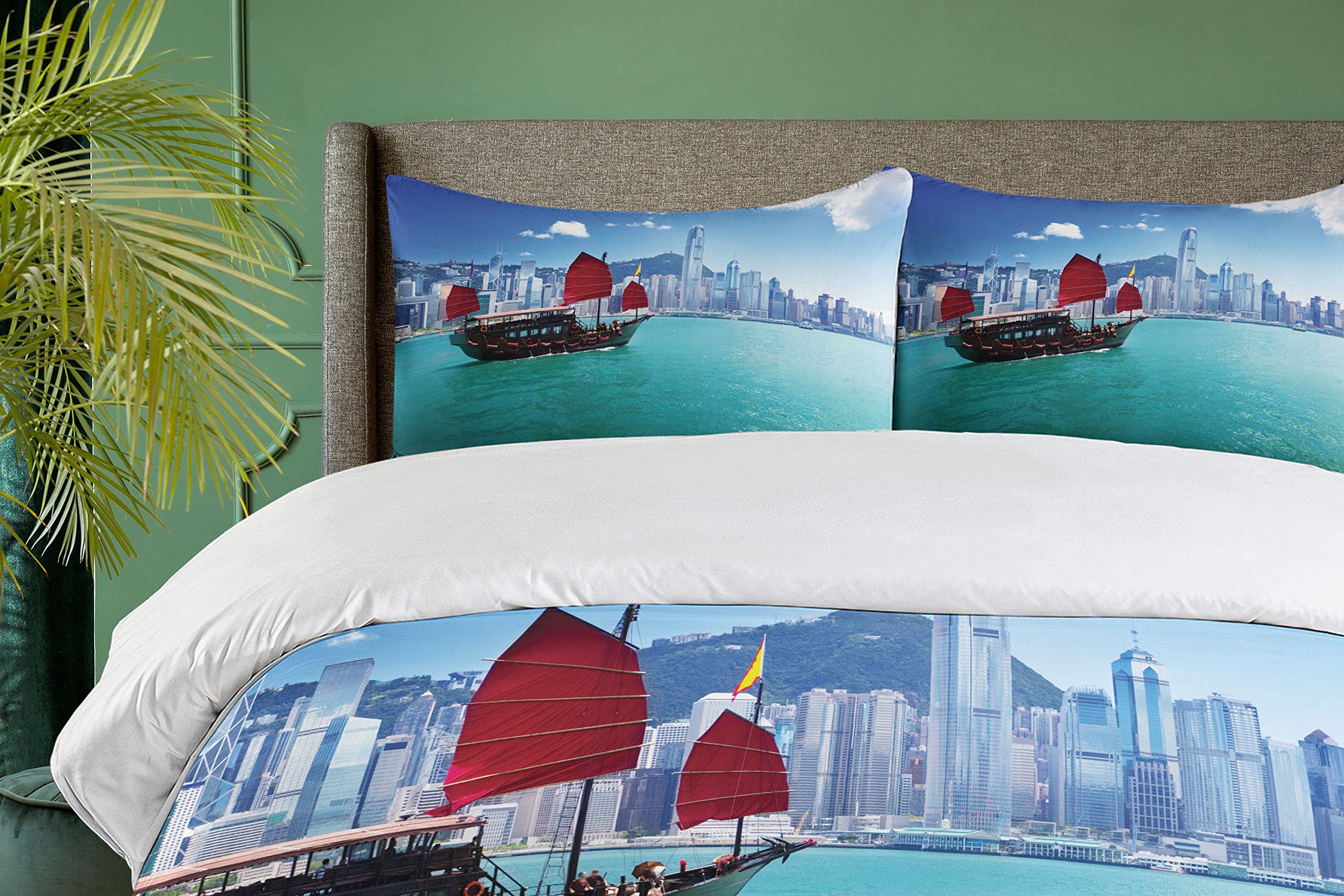 Ambesonne Ocean Duvet Cover Set - Hong Kong Harbour Traditional Junk Boat with Flags & Skyline - 3 Piece Queen Size Bedding Set with 2 Pillow Shams in Blue Aqua Red | Coastal Nautical Theme for Bedroom Decor, Perfect for Beach House & Guest Room Styling