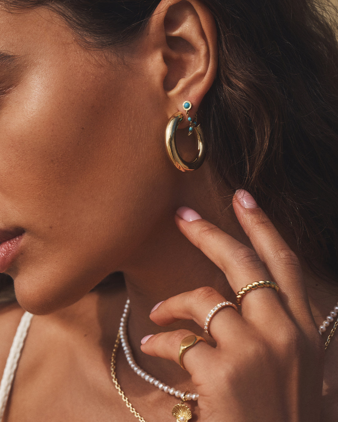 Turquoise Capri Chain Huggie Earrings for Women – Stylish Dangle Hoop Earrings for Everyday Wear & Special Occasions