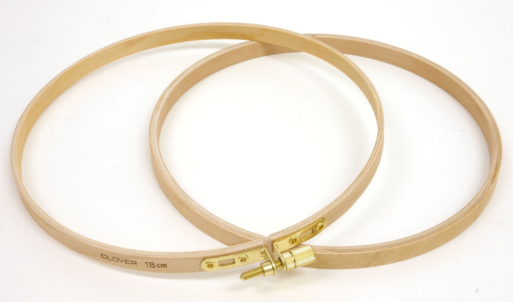 18cm Clover Embroidery Frame - Perfect for Hand Embroidery, Cross Stitch, and Needlework Projects