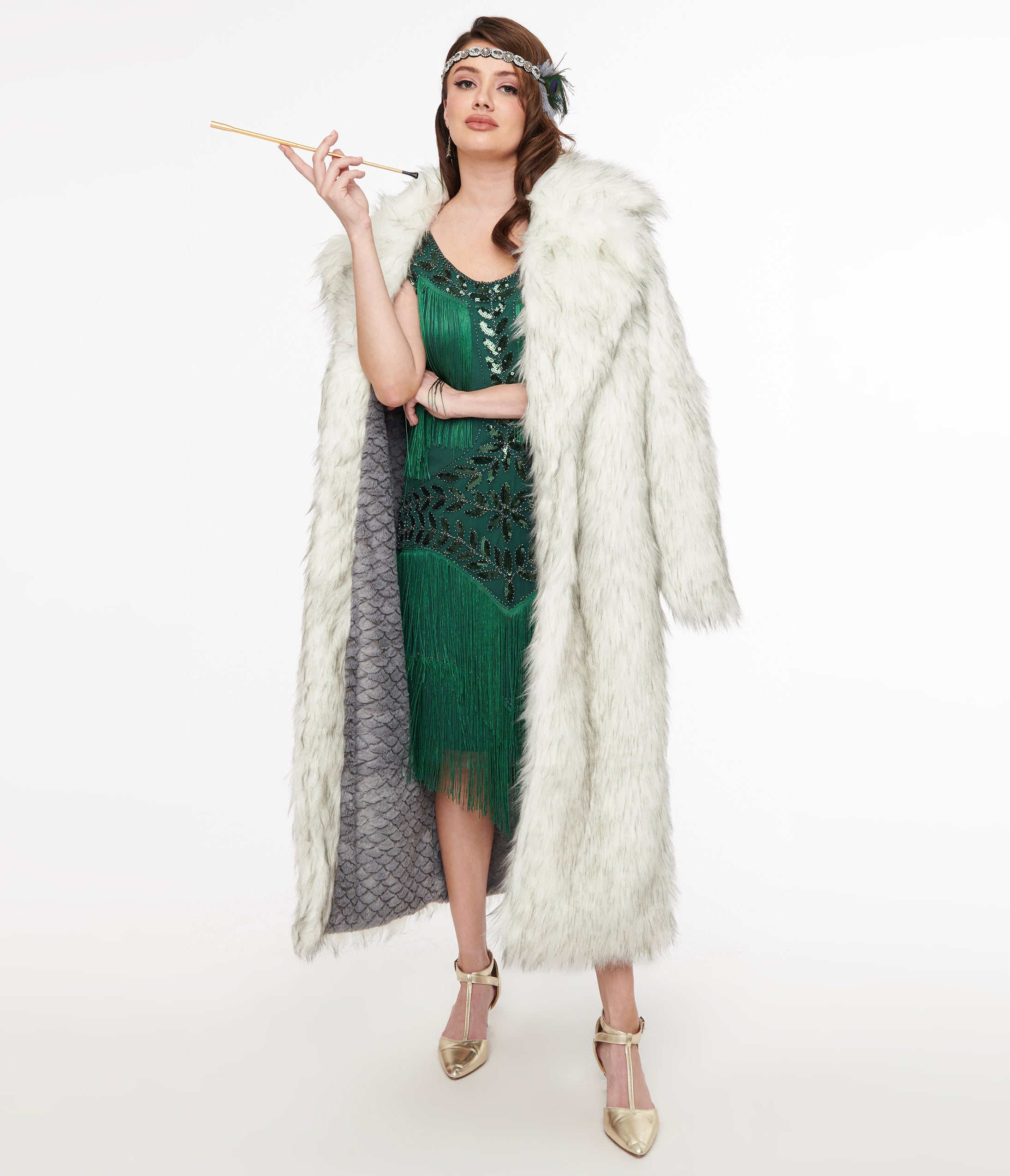 Stylish Grey Long Faux Fur Coat for Women - Winter Warm Fashion Outerwear | Perfect for Cold Weather, Parties & Evening Events