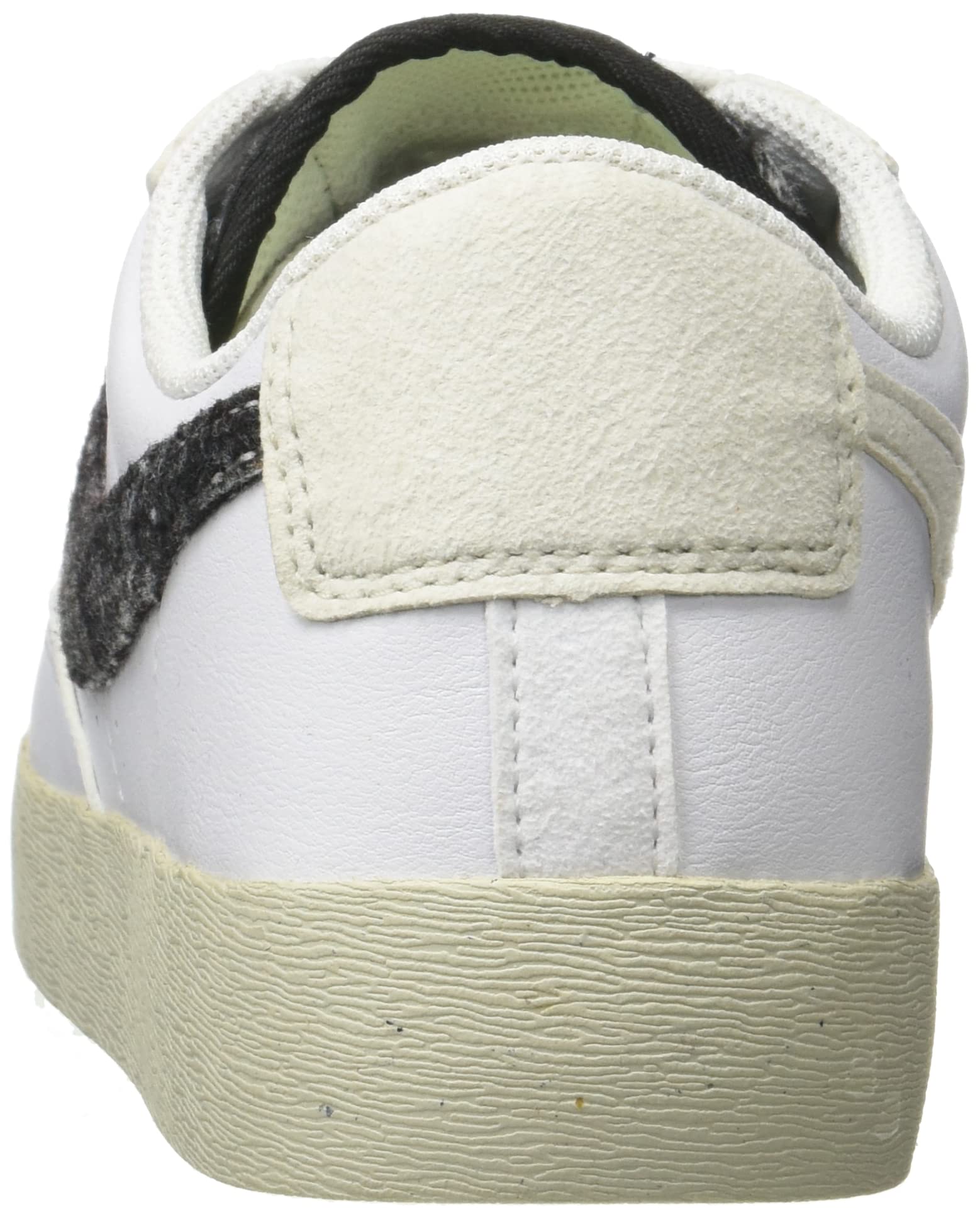 Nike Women's Gymnastics Shoes - Lightweight Sneakers for Training & Competition - Medium Size (US) - Perfect for Gymnastics, Dance, Cheerleading & Fitness Workouts