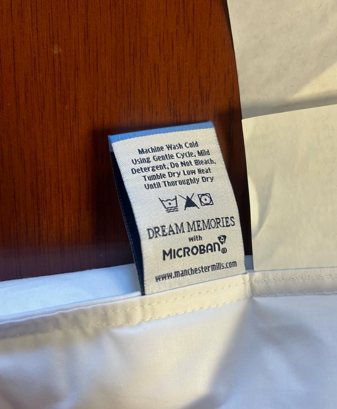 Envirosleep Dream Memories Memorelle Fiber Fill Pillow - Hypoallergenic & Supportive for Side, Back & Stomach Sleepers - Perfect for Home, Travel & Guest Rooms