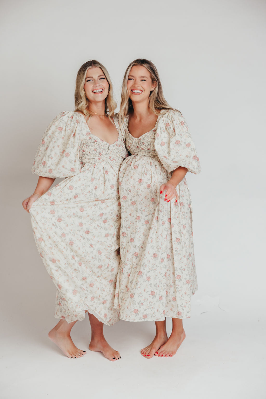 Harlow Maxi Dress in Off White Floral - Bump Friendly Maternity Dress & Inclusive Sizing (S-3XL) | Perfect for Pregnancy, Beach Vacations & Summer Weddings