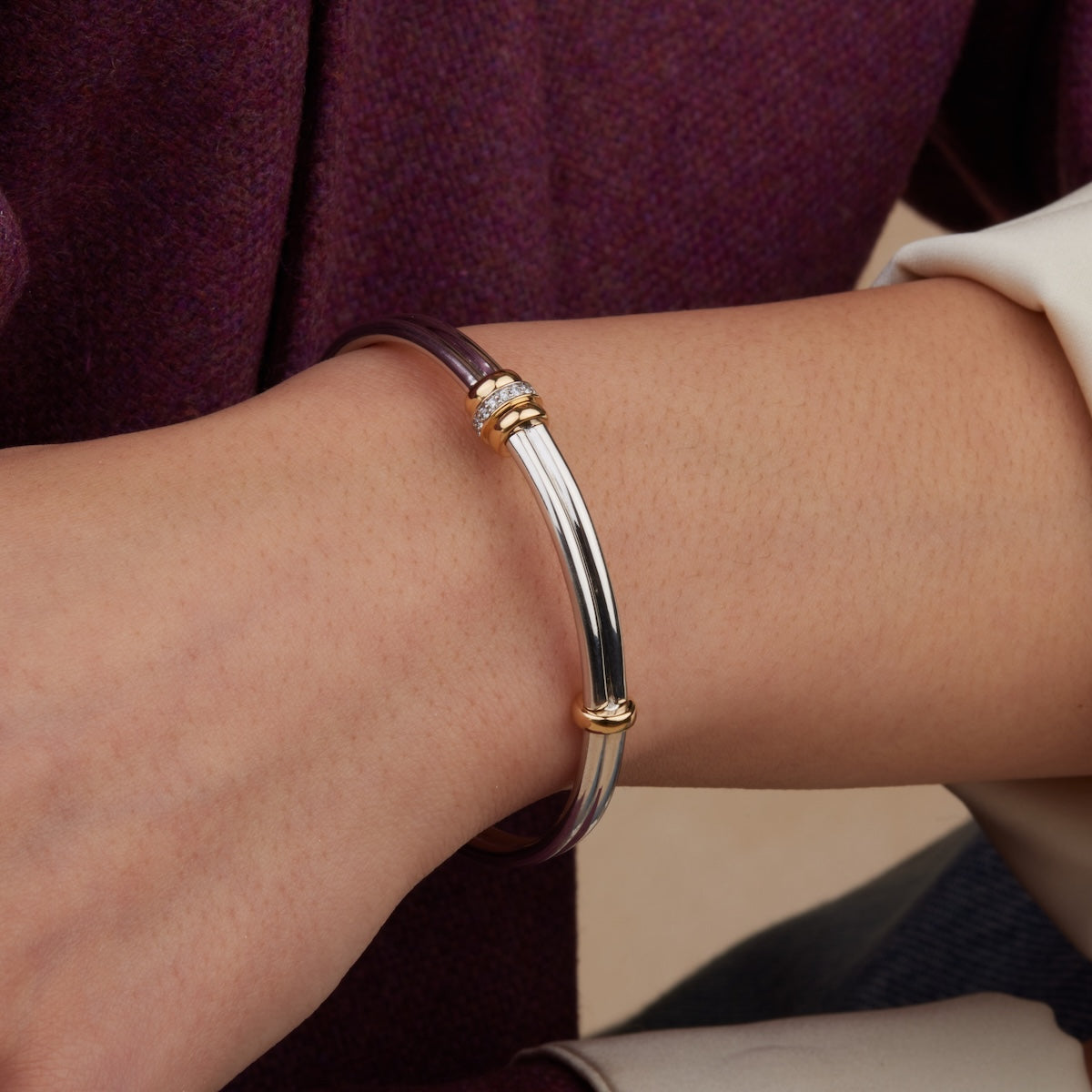 Golden Arc Bracelet for Women - Elegant 14K Gold Plated Bangle - Perfect for Parties, Weddings & Everyday Wear