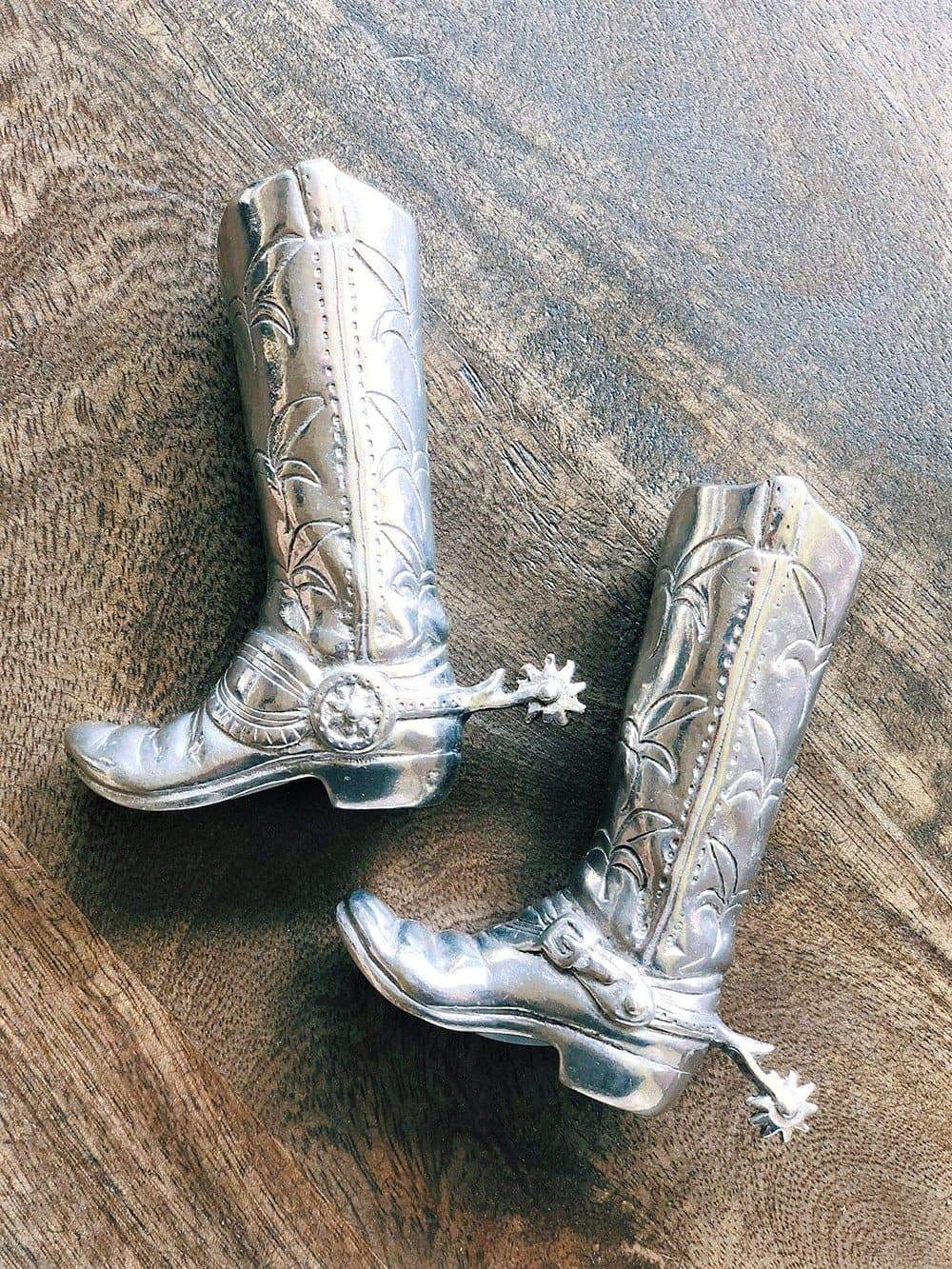 Vintage Cowboy-Themed Pewter Salt and Pepper Shakers Set - Western Kitchen Decor for Ranch, Camping & BBQ Parties