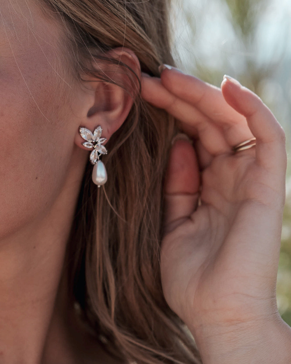 Mirabella Elegant Pearl Drop Earrings for Women - Sterling Silver Dangle Earrings for Wedding, Party & Special Occasions